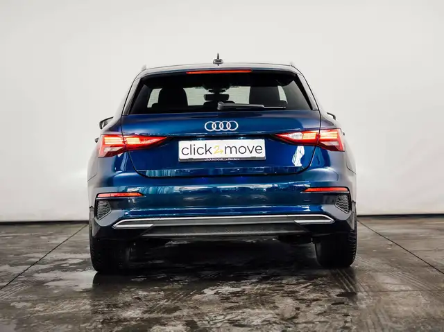 Audi A3 view 4