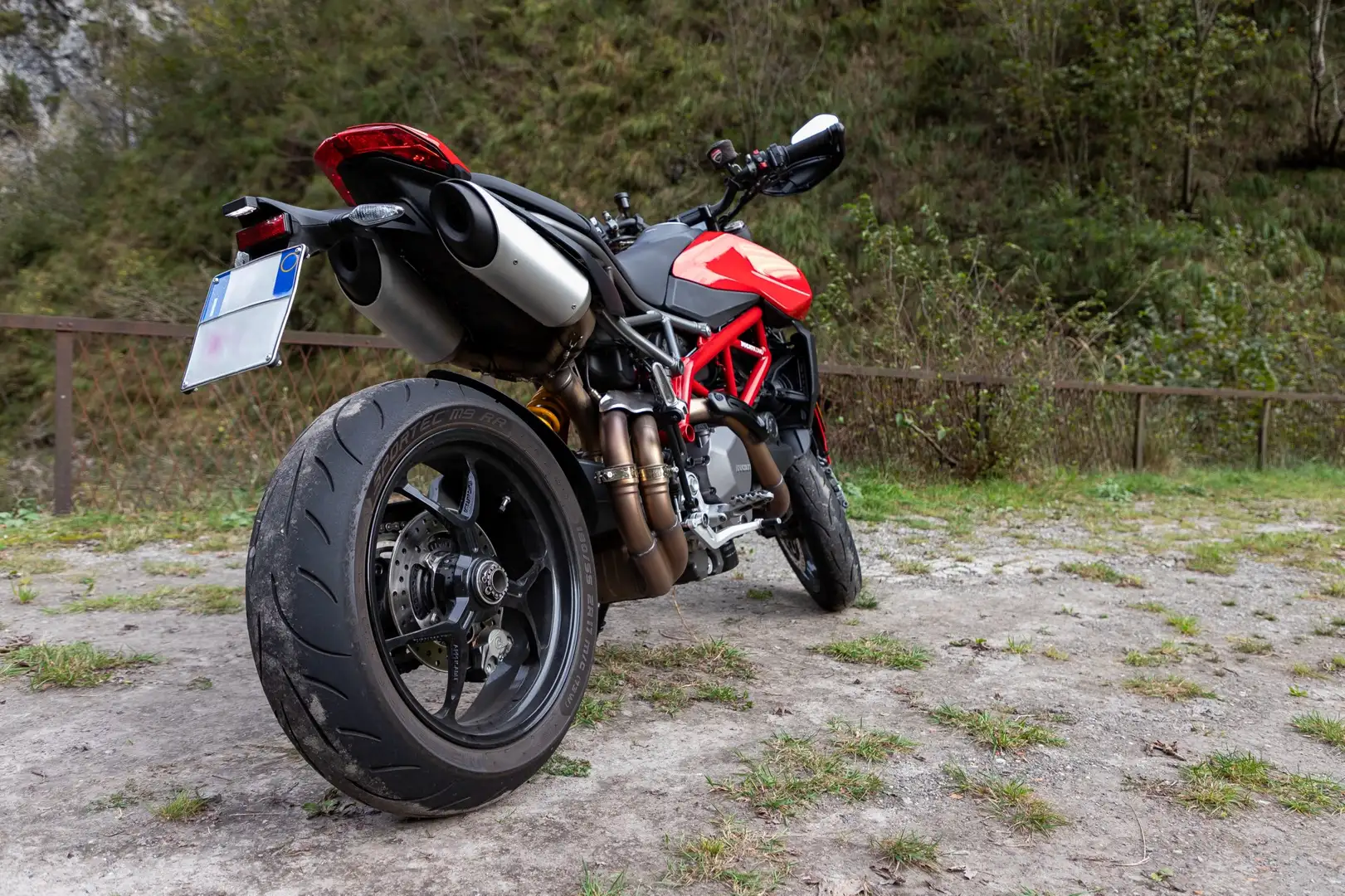 Ducati Hypermotard 950 Червоний - 2
