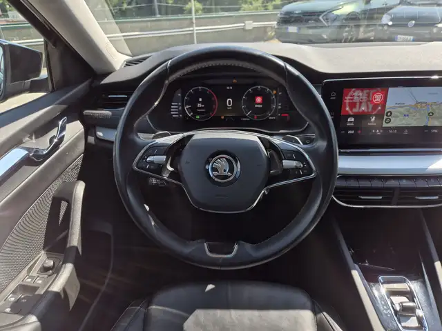 Skoda Octavia view 18