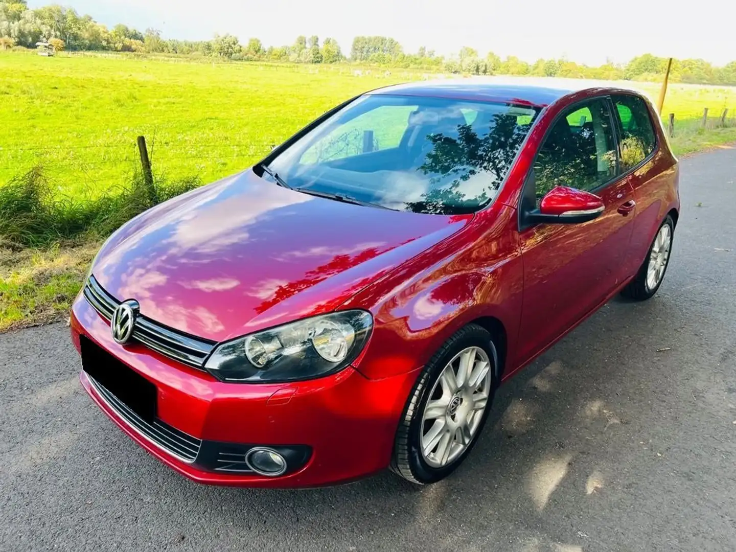 Volkswagen Golf Golf 1.4 TSI Highline DSG Rood - 1