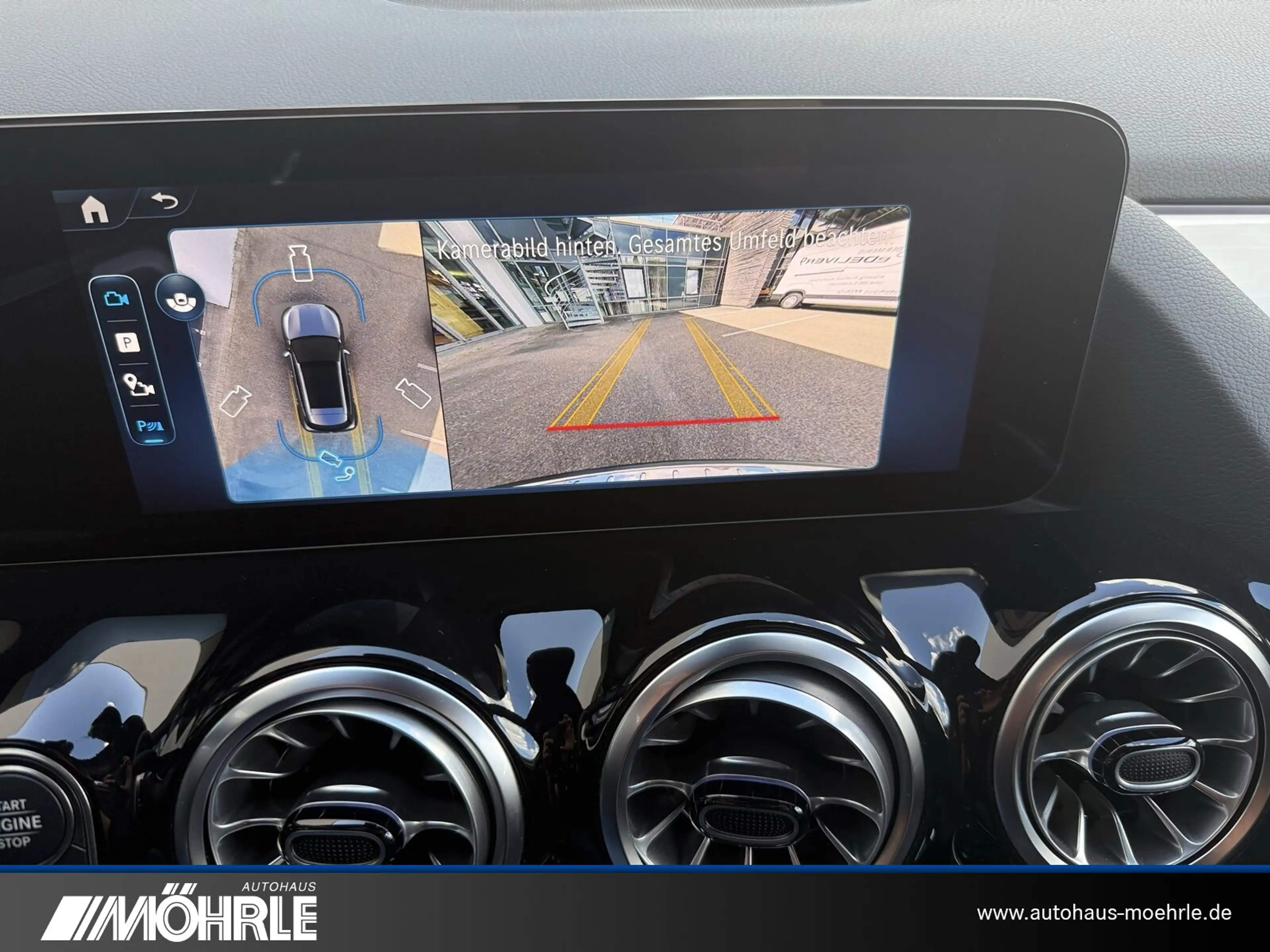 Mercedes-Benz GLA 200 GLA 200 AMG Line Pano-SHD AHK 360° Kamera LED — photo 10