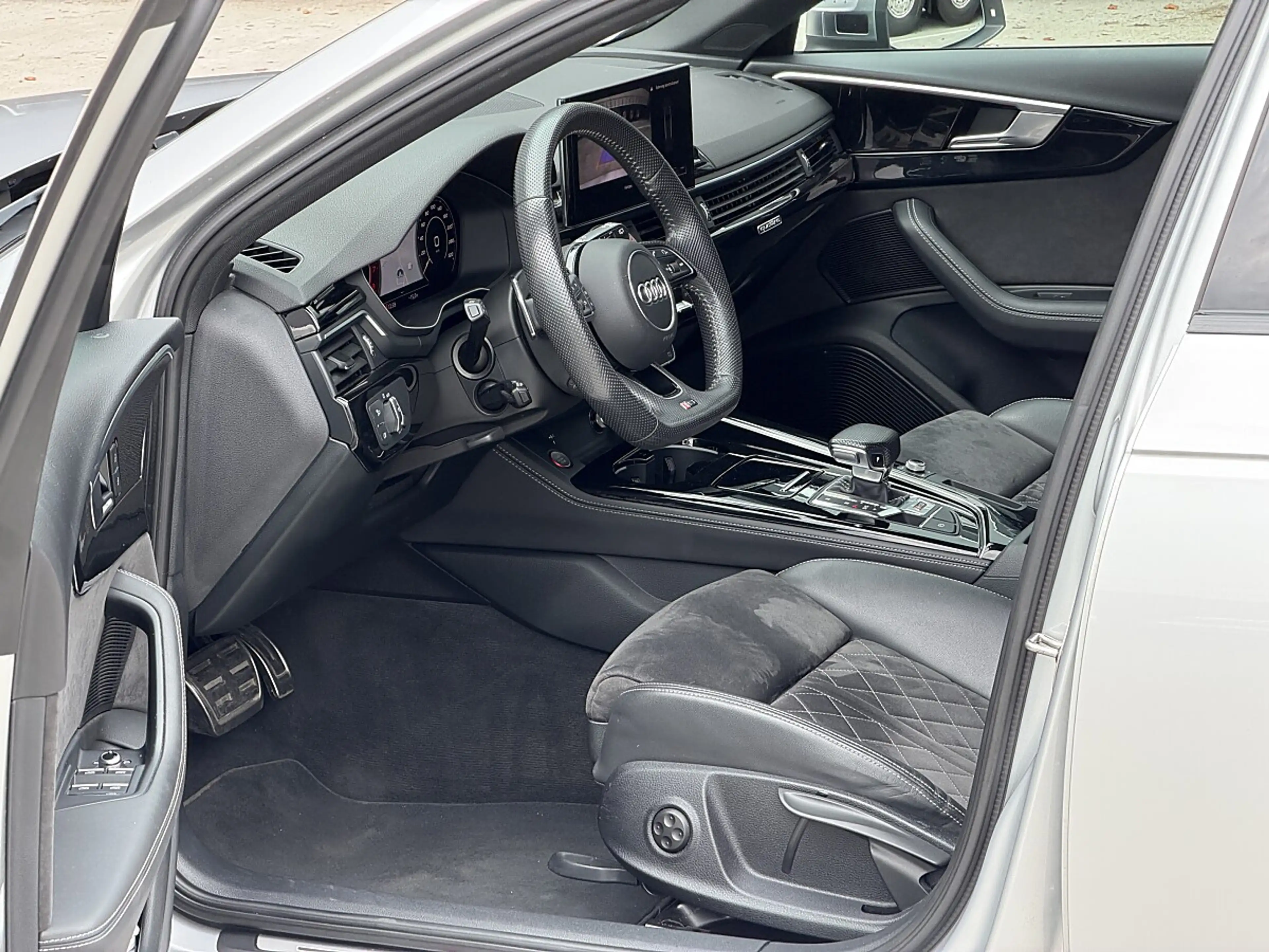 Audi RS4 Avant TFSI S-tronic Matrix, 8-fach ALU! — photo 11