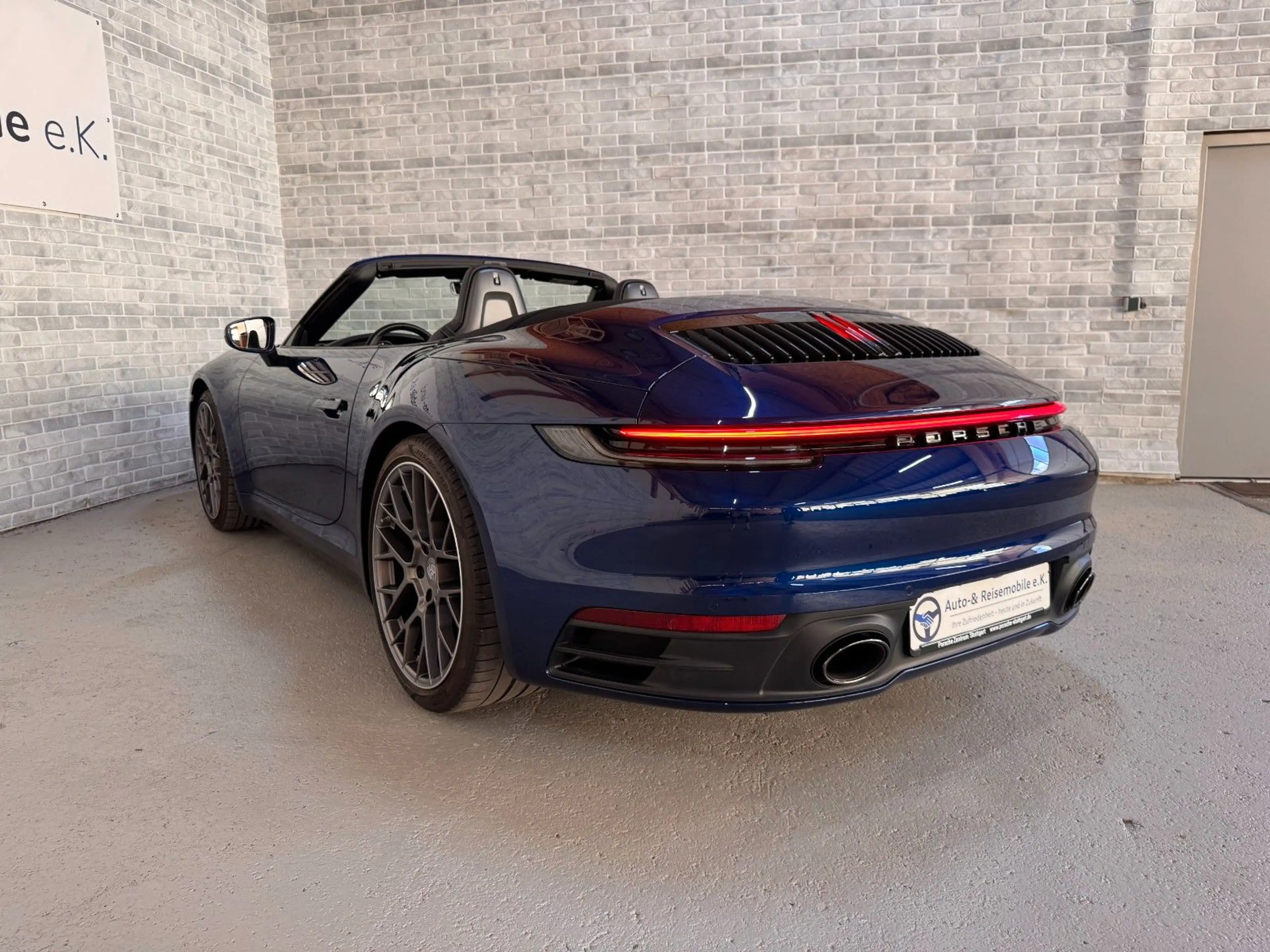Porsche 911 Carrera Cabriolet/Sport-Chrono/Bose/LED — photo 10