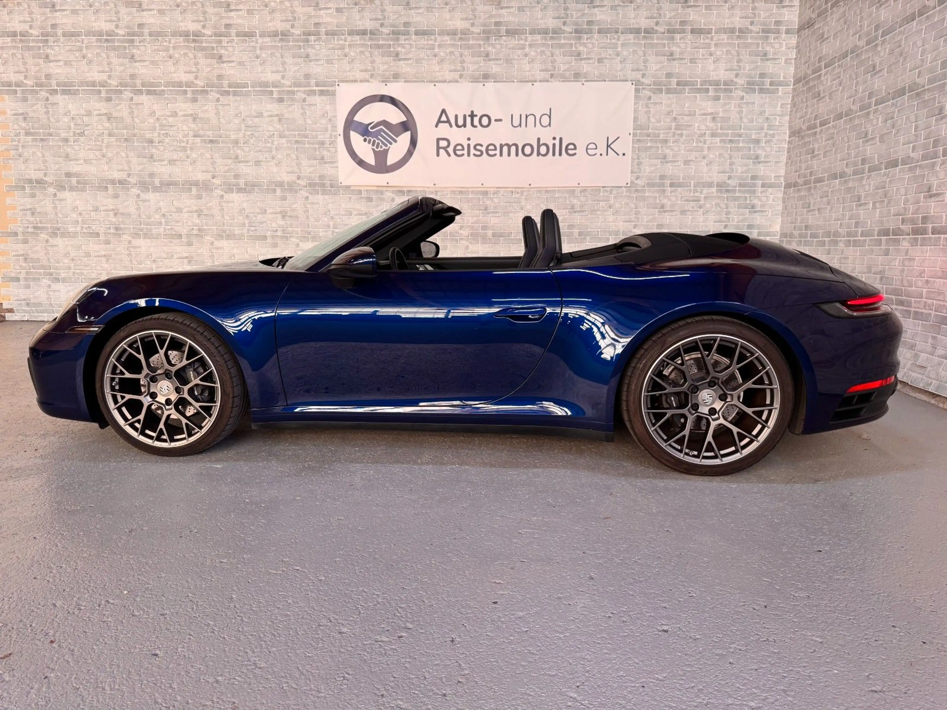Porsche 911 Carrera Cabriolet/Sport-Chrono/Bose/LED — photo 6