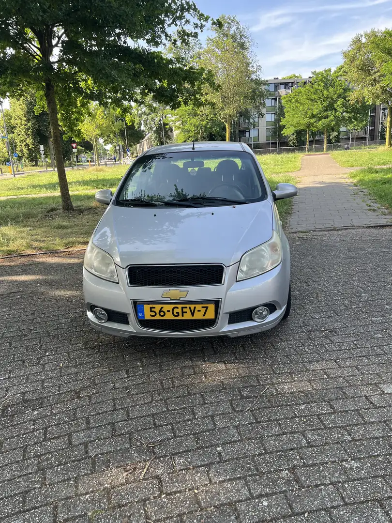Chevrolet Aveo 1.2 16V LS Grijs - 1