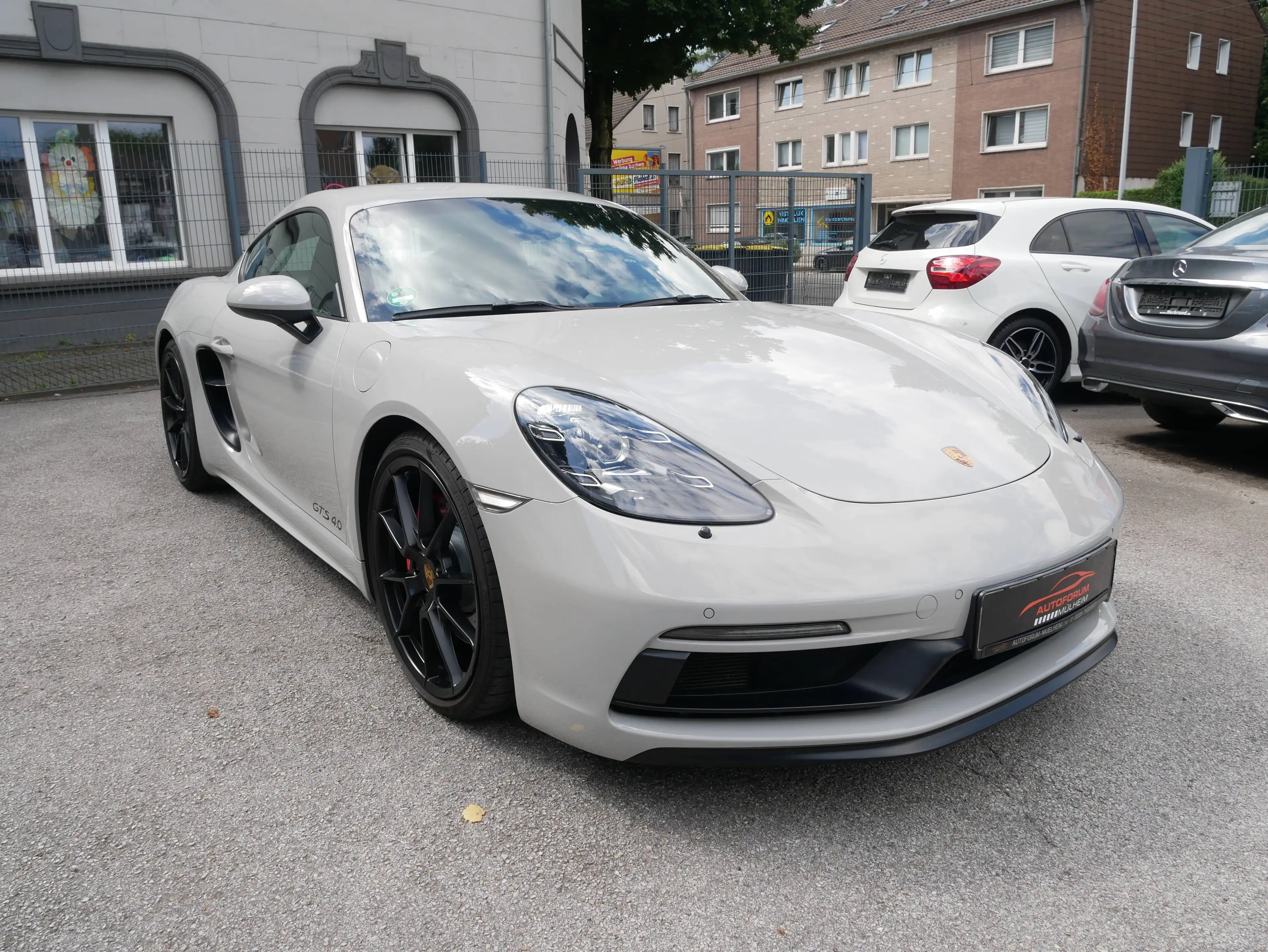 Porsche Cayman 718 Cayman GTS 4.0 PDLS+ LED Sport Chrono Bose DAB AppleCarPlay AndroidAuto Kamera Sport Klappenauspuff — photo 8