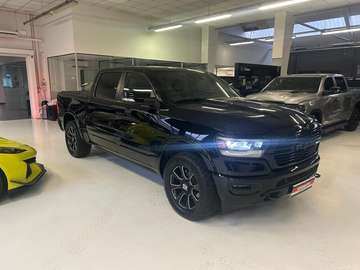 LARAMIE BLACK 5.7L V8