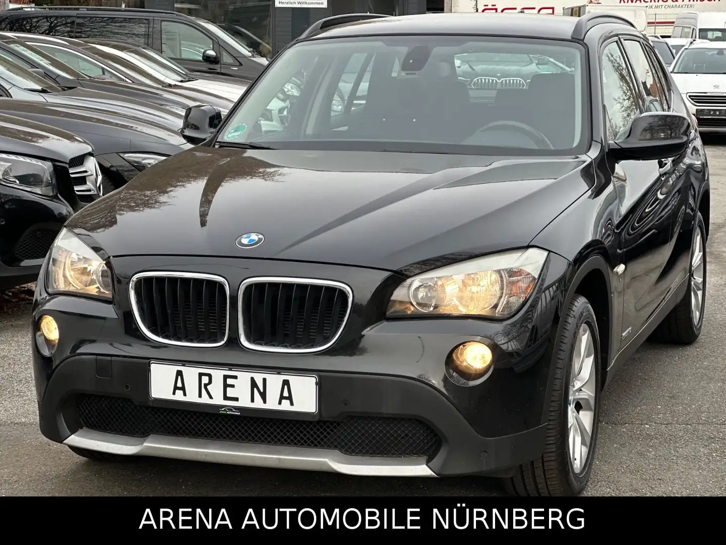 BMW X1 18 i sDrive*Pdc Noir - 1