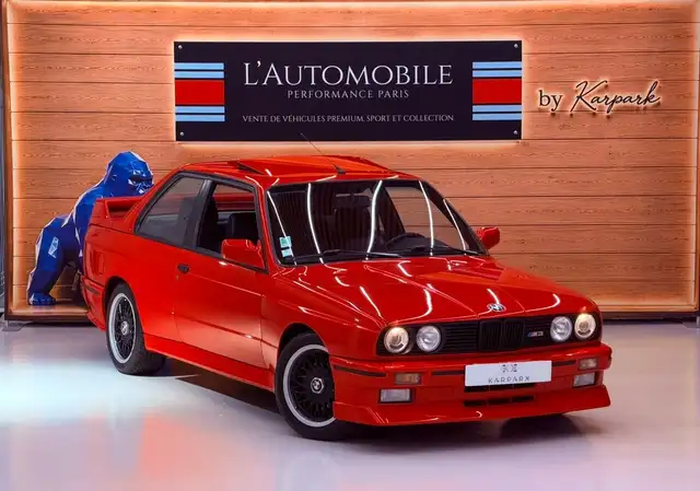 BMW M3 Serie 3 (e30) 211cv Johnny Cecotto Edition suisse toit ouvrant climatisation