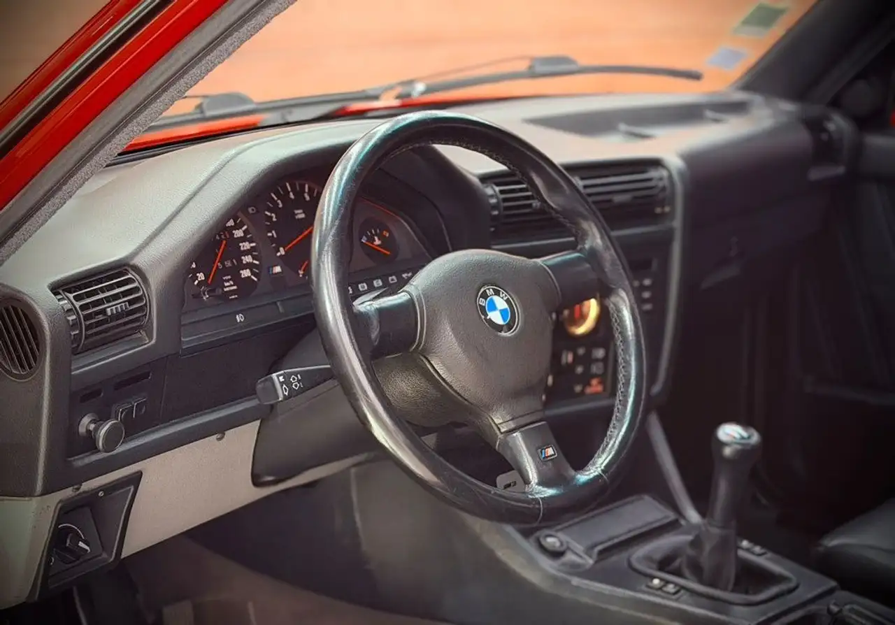 BMW M3 Serie 3 (e30) 211cv Johnny Cecotto Edition suisse toit ouvrant climatisation, foto 6