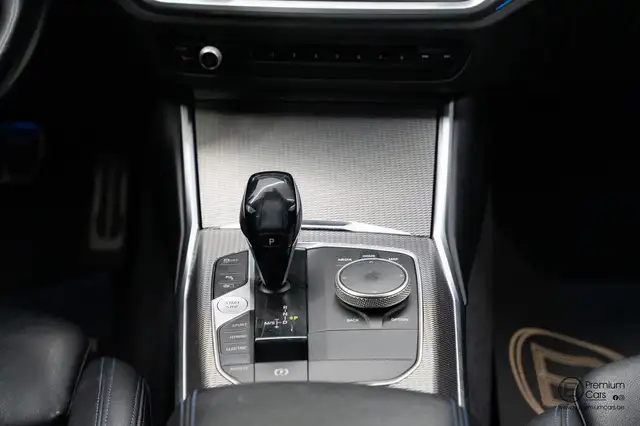 BMW 3 Series view 22