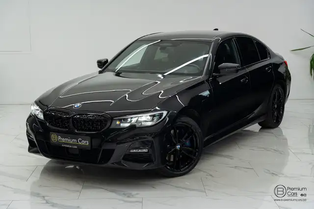 BMW 3 Series view 2