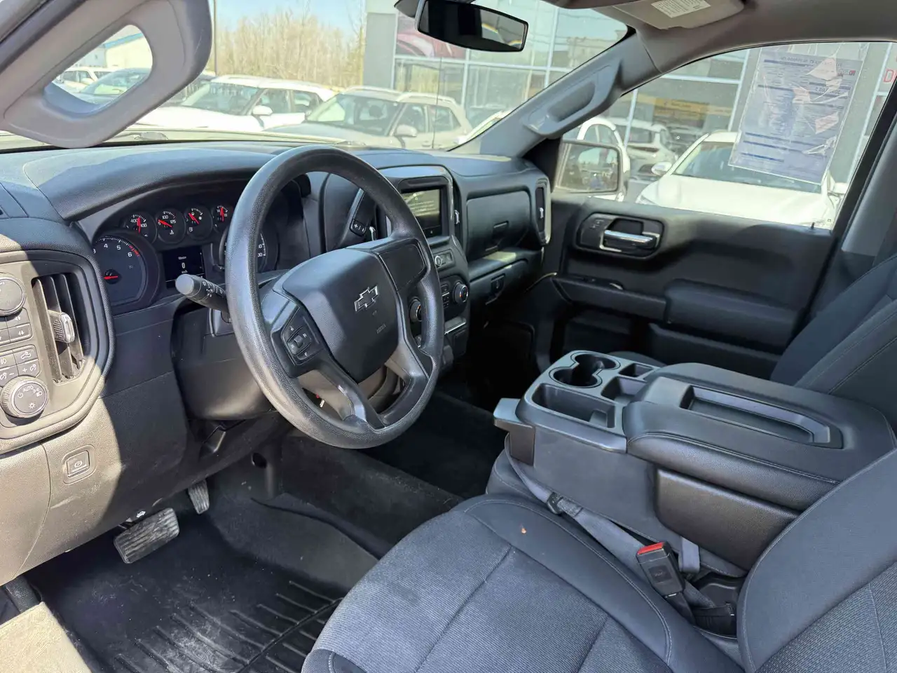 Chevrolet Silverado 1500 снимка Chevrolet Silverado 1500