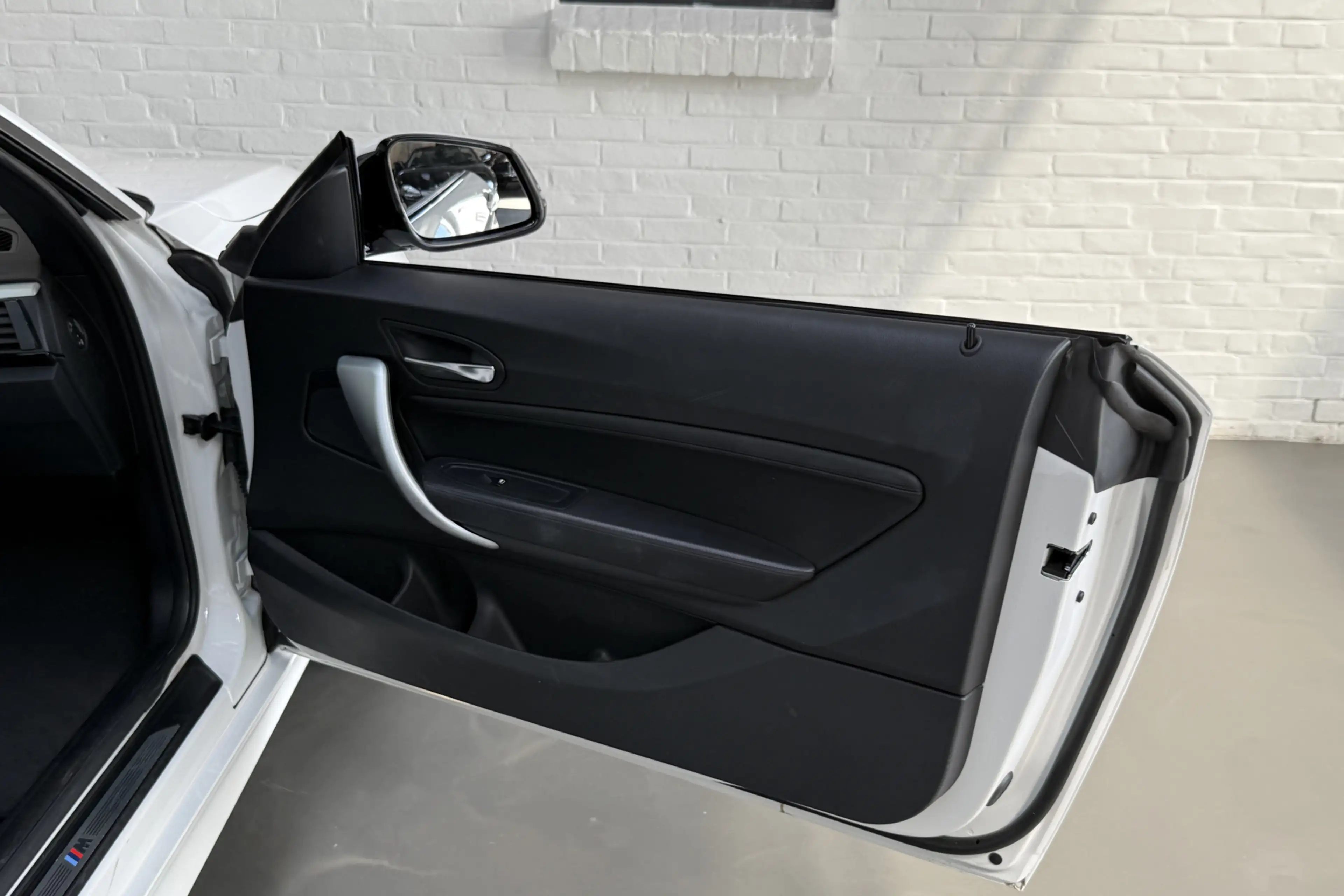BMW 220 2-serie Cabrio 220i Centennial High Executive M-Sp — photo 33