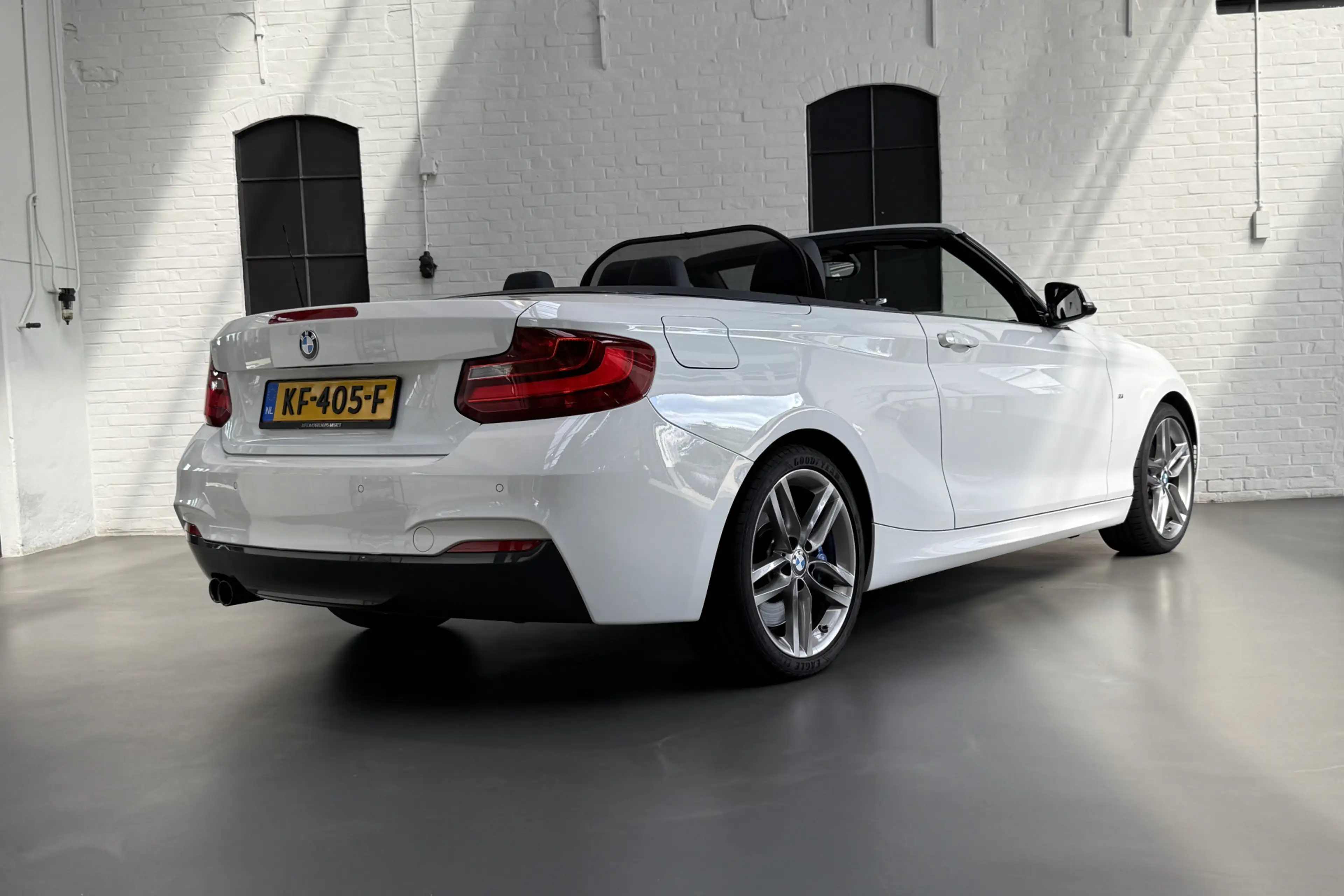 BMW 220 2-serie Cabrio 220i Centennial High Executive M-Sp — photo 5