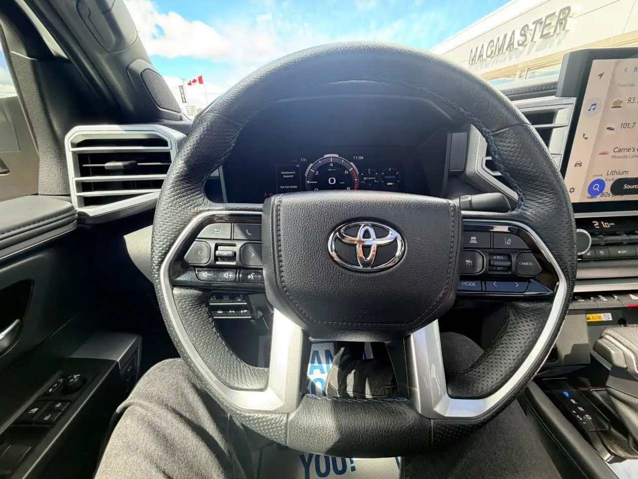 Toyota Tundra снимка Toyota Tundra
