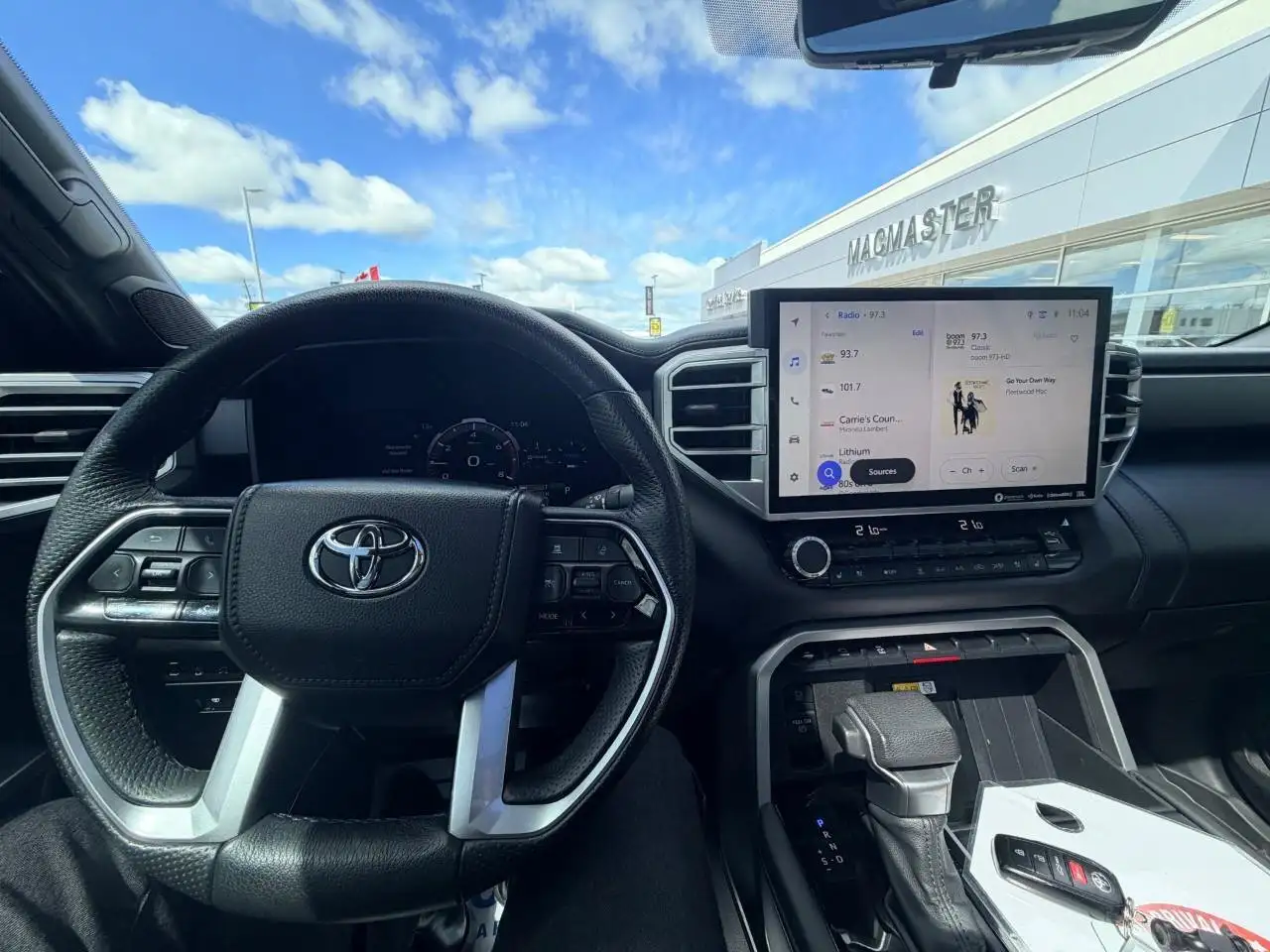 Toyota Tundra снимка Toyota Tundra