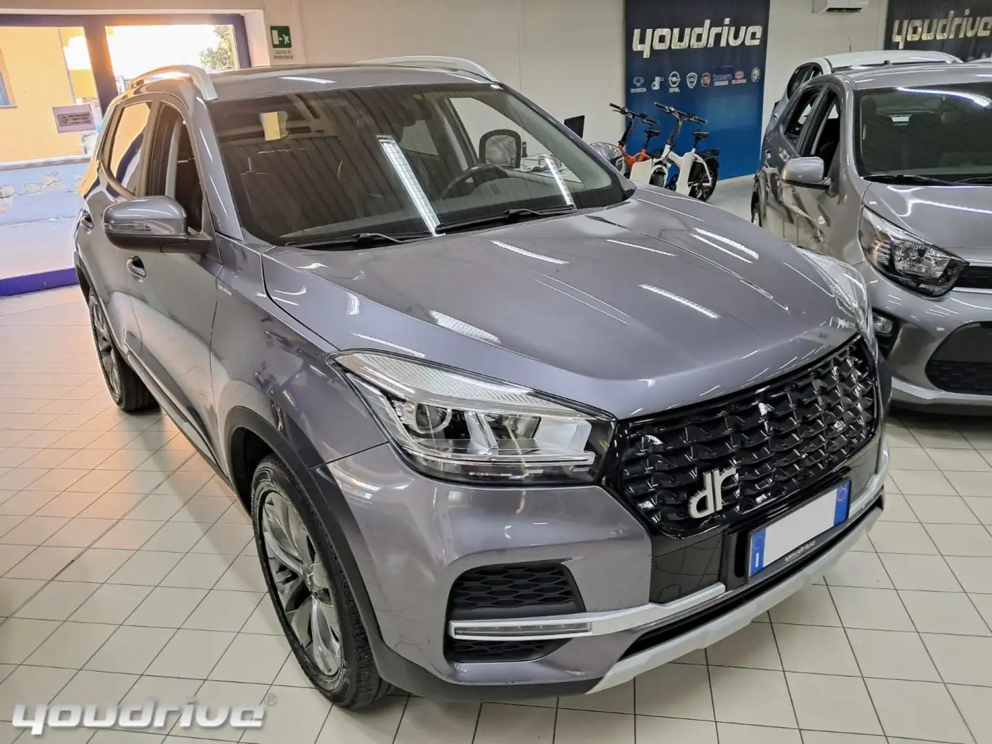 DR Automobiles DR4.0 1.5 Bi-Fuel GPL KM 77.350 Gris - 2