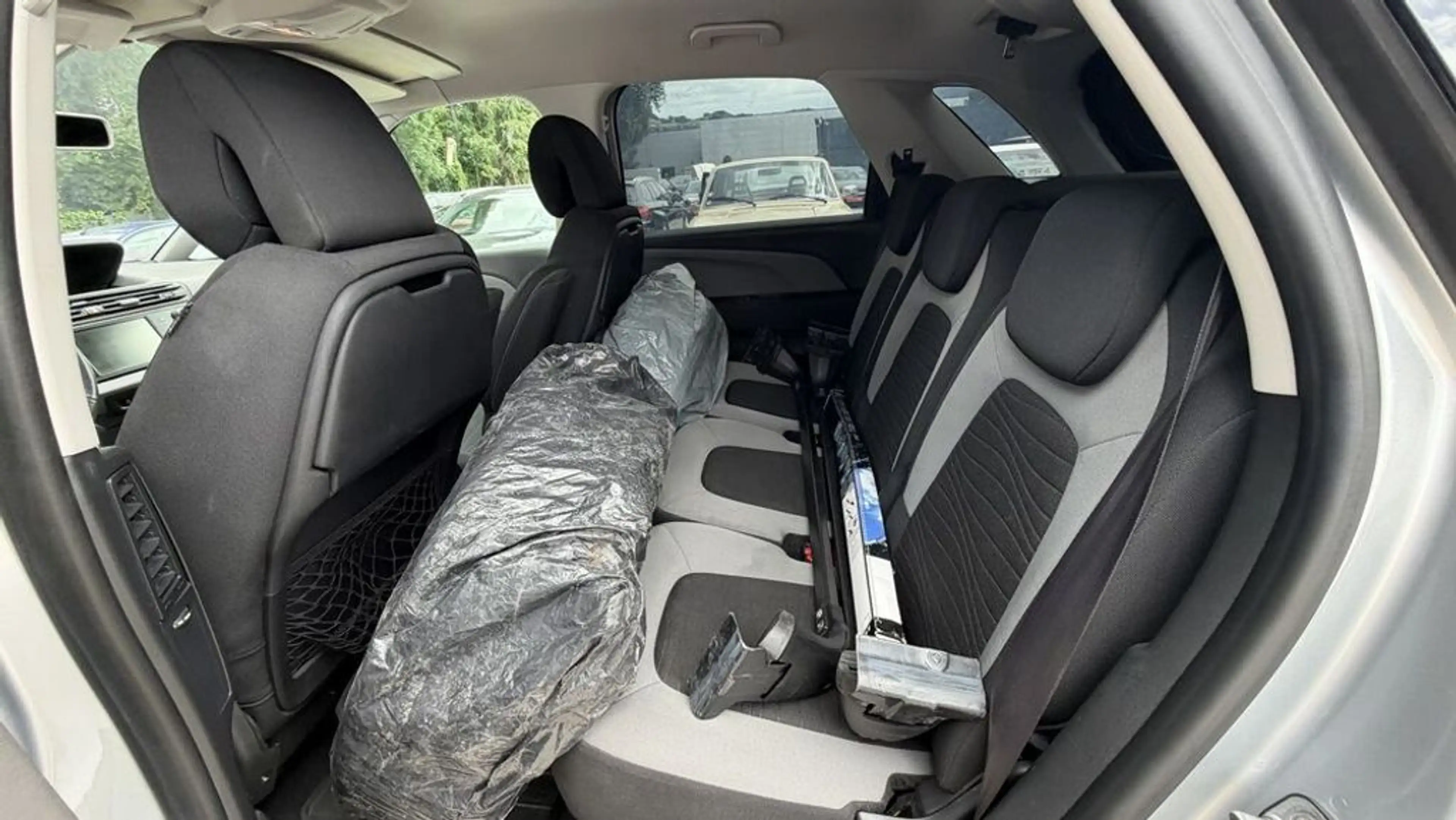 Citroen C4 Picasso orig 106tkm! Serviceheft! ZR gemacht! — photo 13
