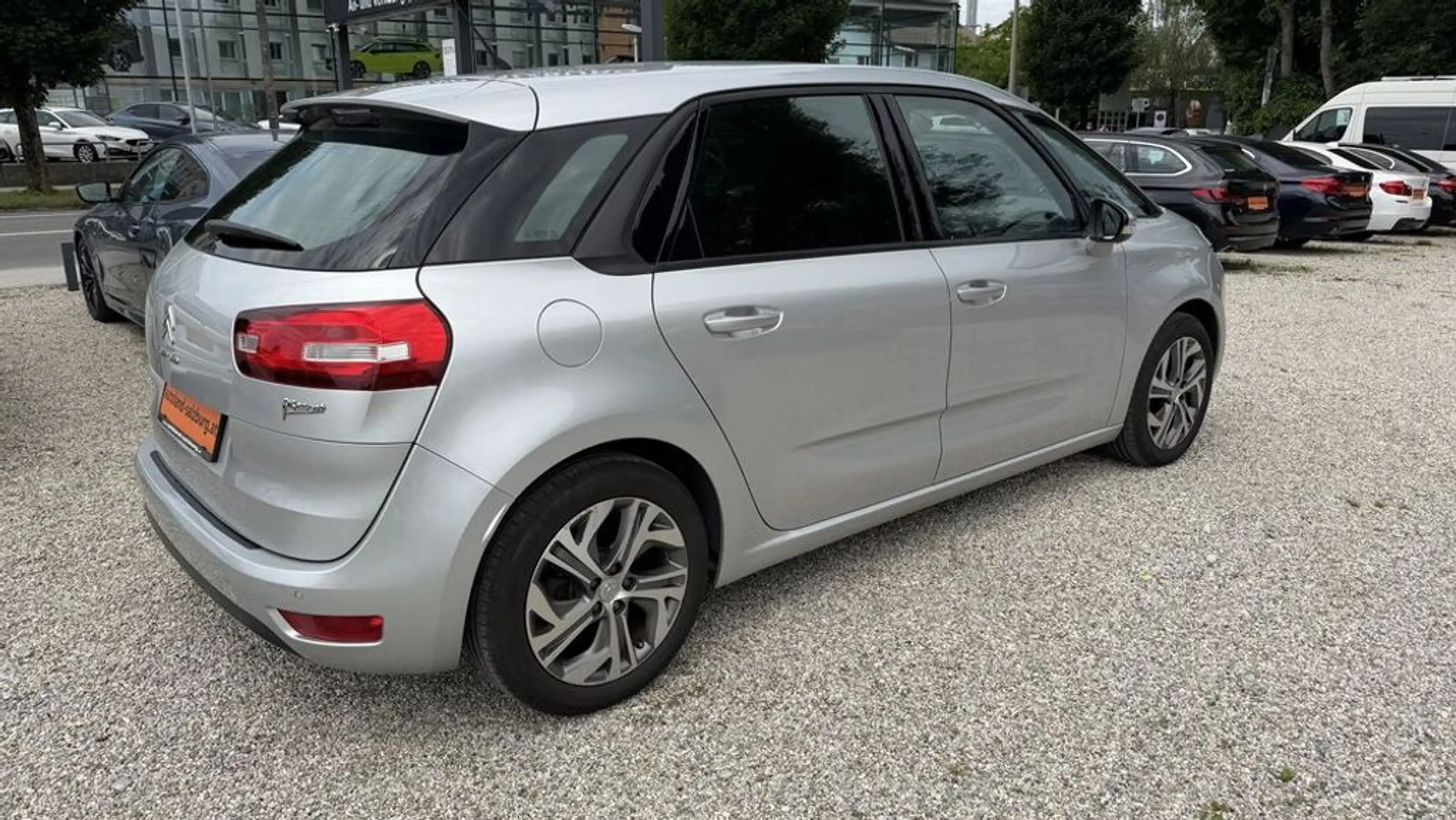 Citroen C4 Picasso orig 106tkm! Serviceheft! ZR gemacht! — photo 4