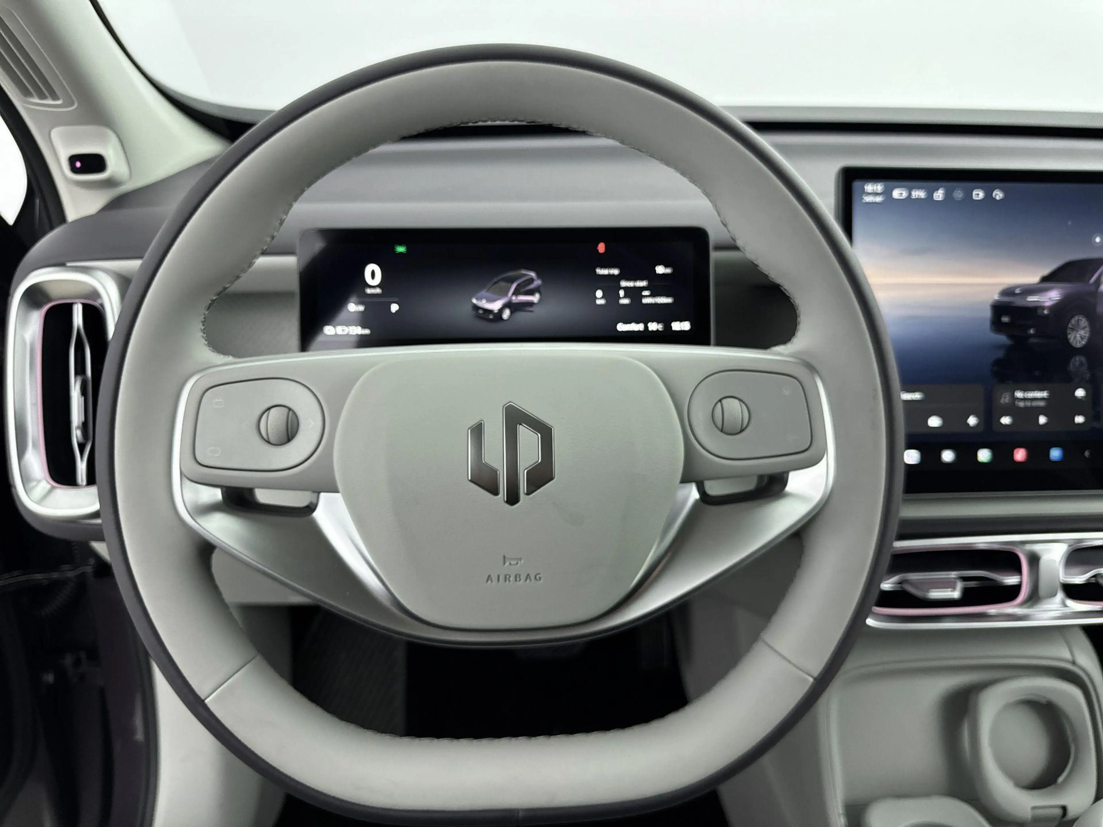 Leapmotor B10 Design ProMax 67.1 kWh | Panoramadak | 360 Graden — photo 13