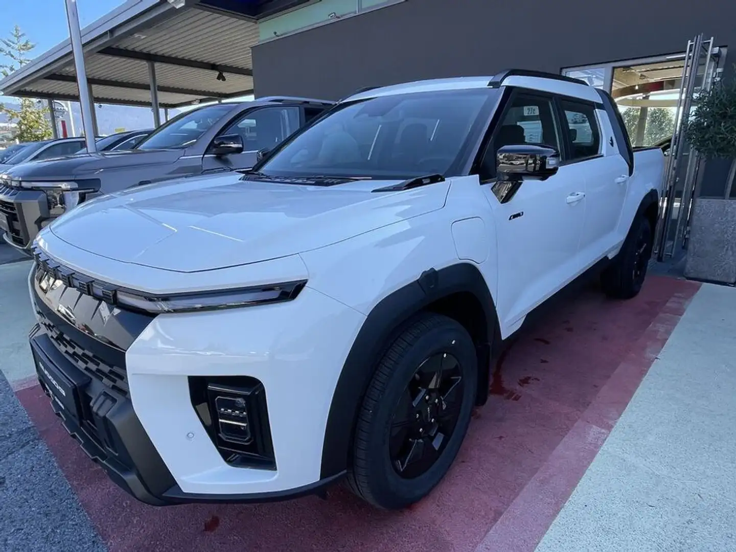 KGM Musso Black Edition Elektro EV 80,6 kWh 4x4 Weiß - 1