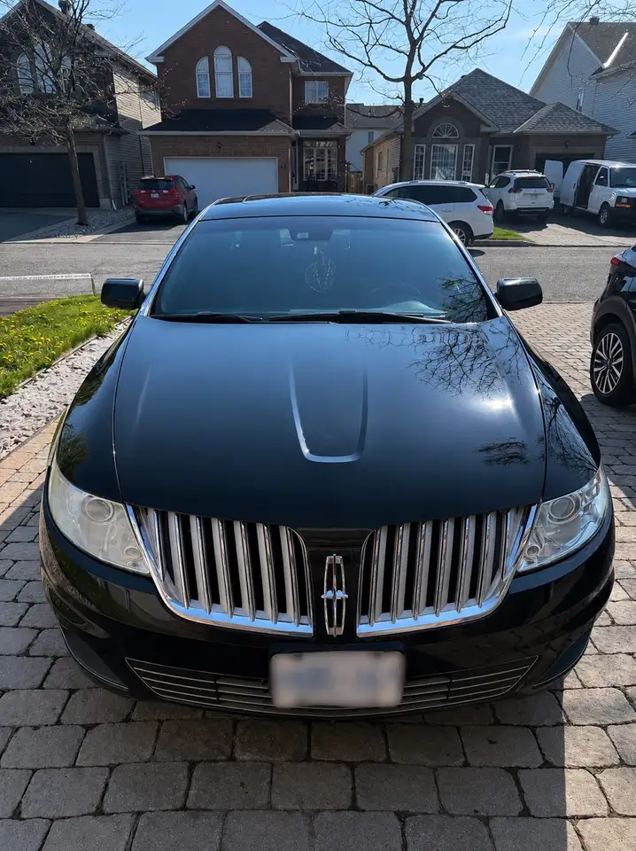 2009 Lincoln MKS