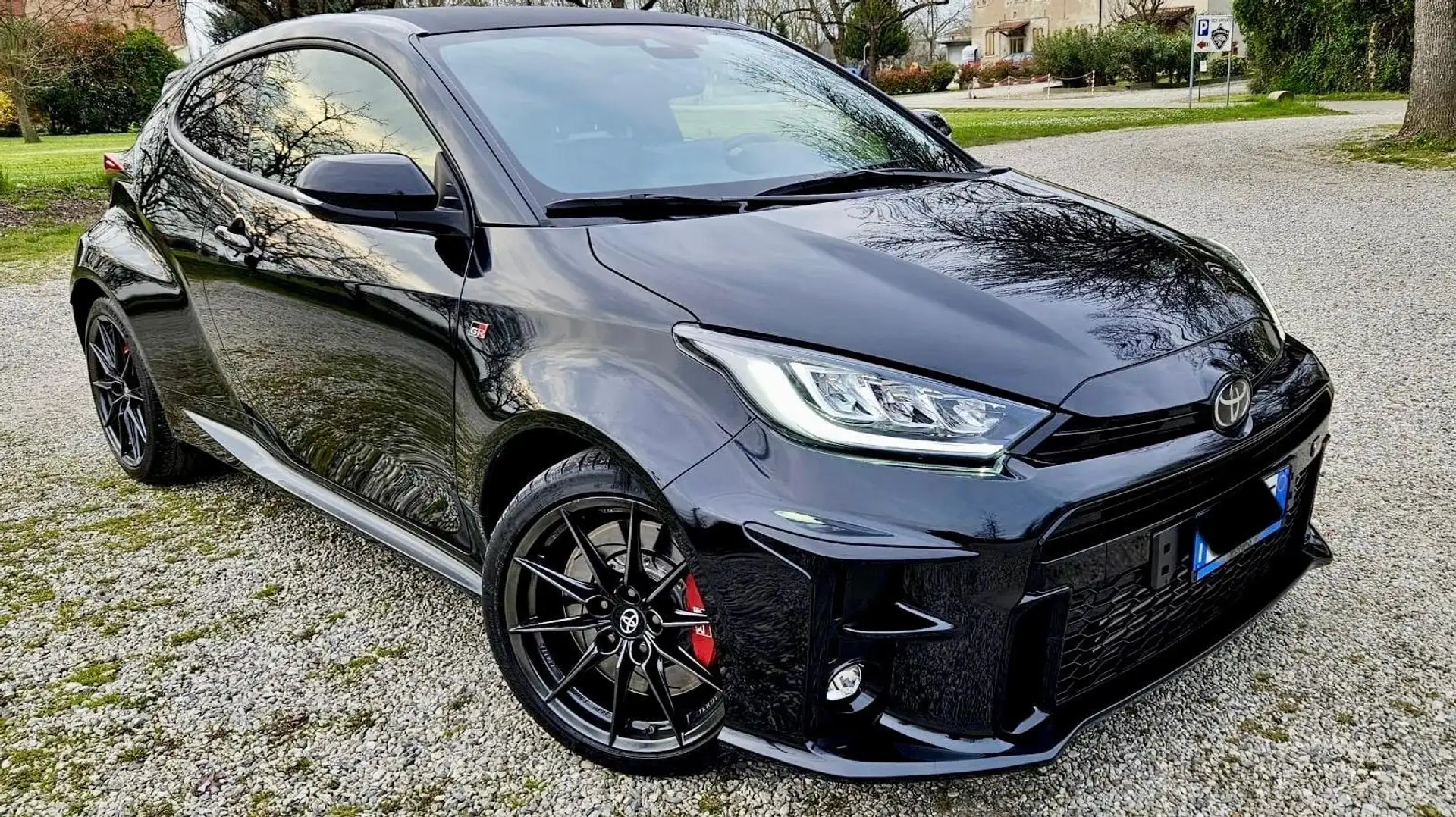 Toyota Yaris GR Yaris 1.6 Circuit Nero - 1