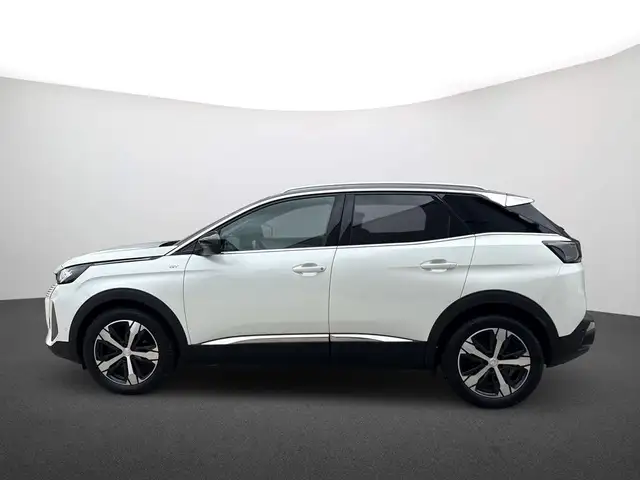 Peugeot 3008 view 5