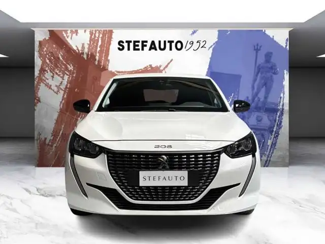 Peugeot 208 view 2