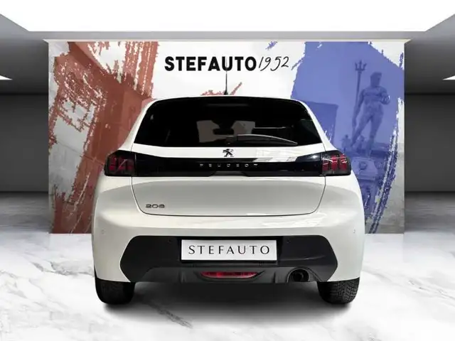 Peugeot 208 view 6