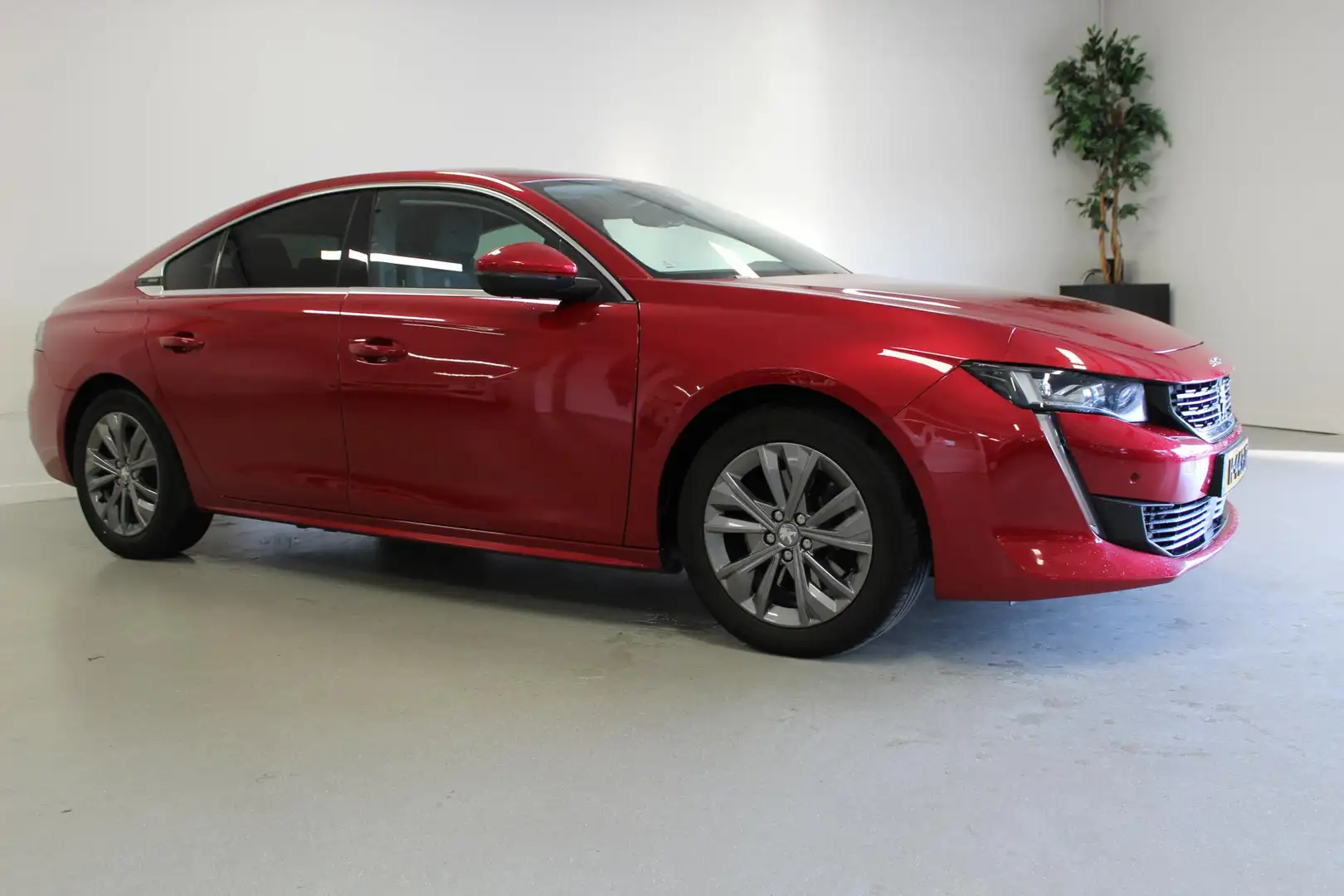 Peugeot 508 1.6 HYbrid Blue Lease Allure Avantage | CARPLAY | Rouge - 2