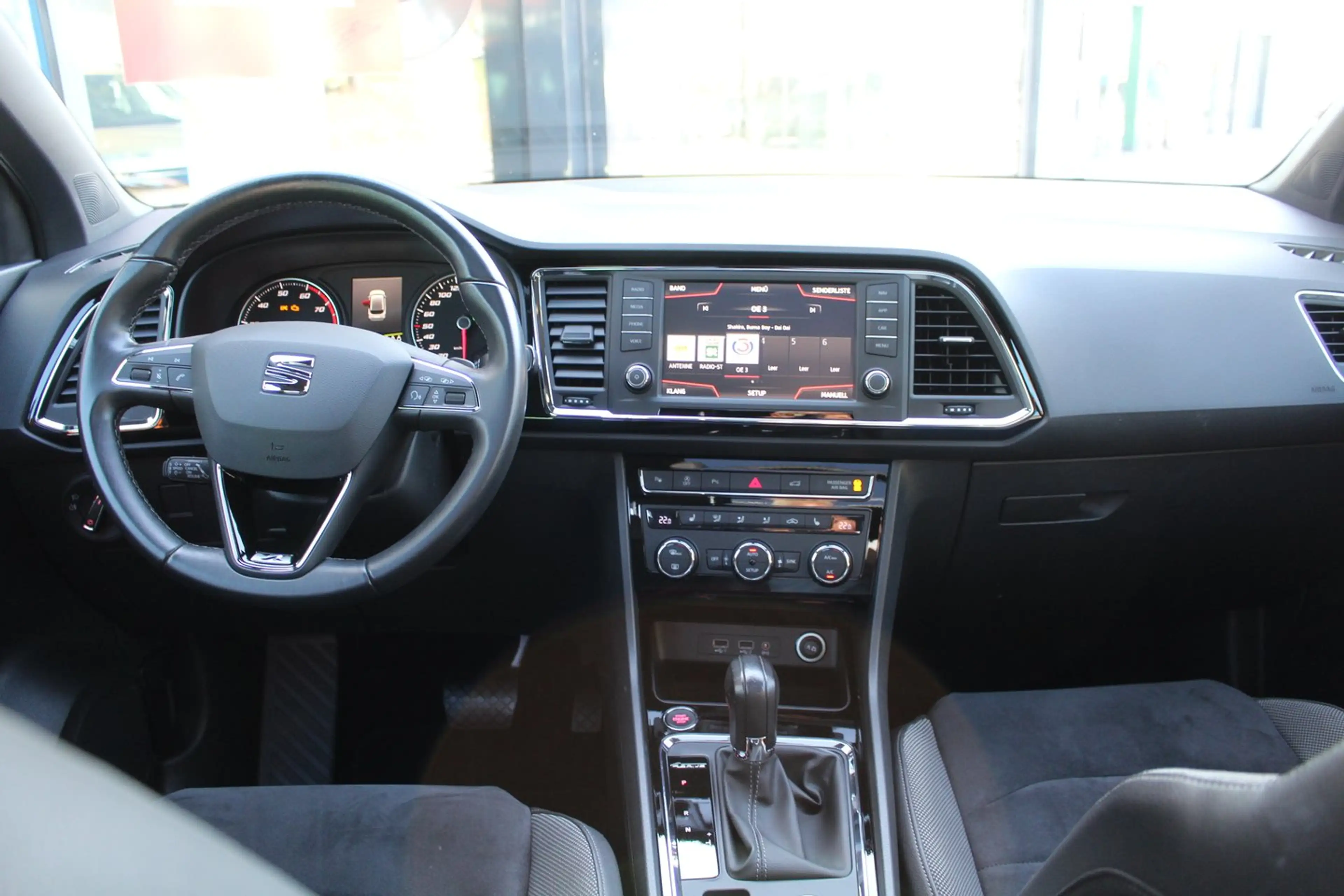 SEAT Ateca Xcellence 1.4 TSI ACT DSG 4Drive — photo 12