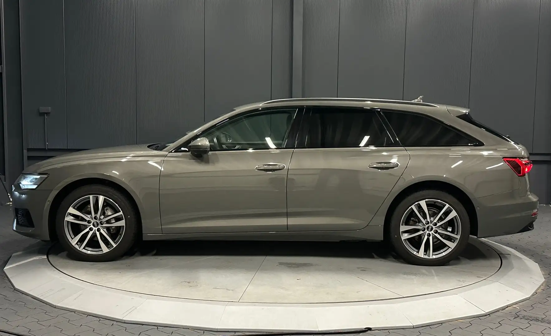 Audi A6 Avant 40 TDI quattro Sport*Optik-Pak.*19Zoll*LEDER Grijs - 2