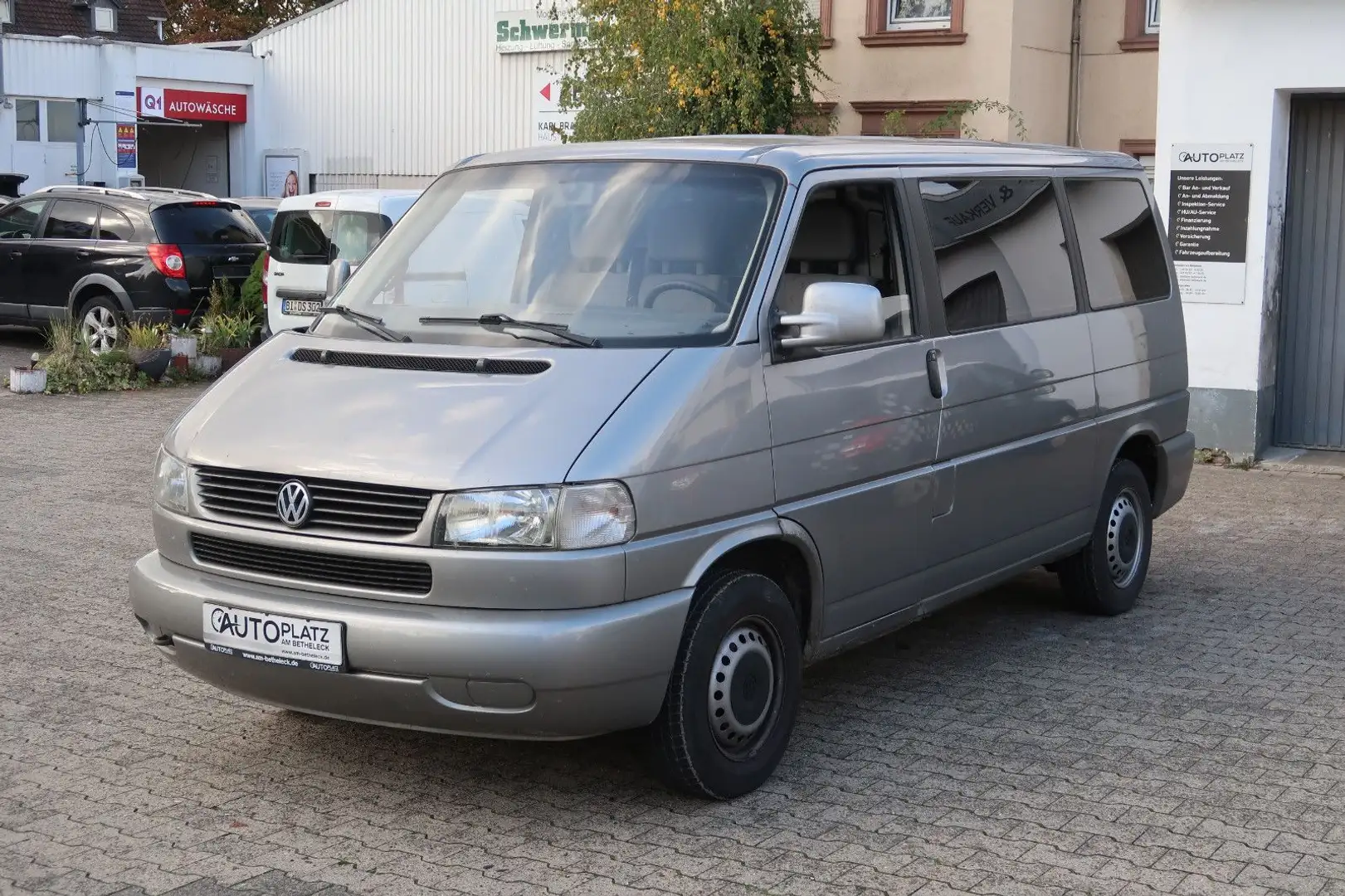 Volkswagen T4 2.0i Transporter *3-SITZER *VOLLVERGLAST Silber - 2