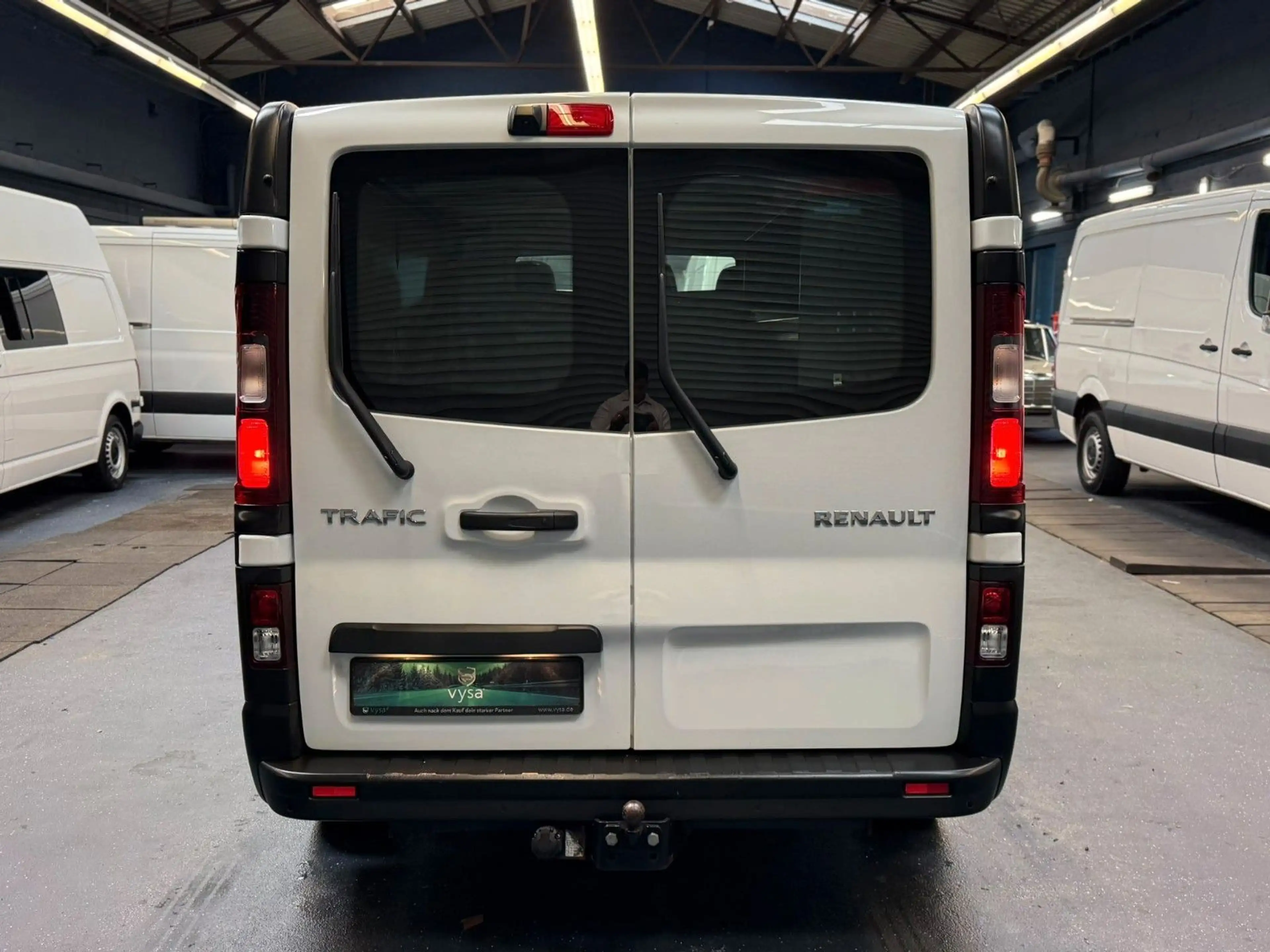 Renault Trafic Kasten L2H1 Komfort Klima R-CAM LED AHK — photo 8