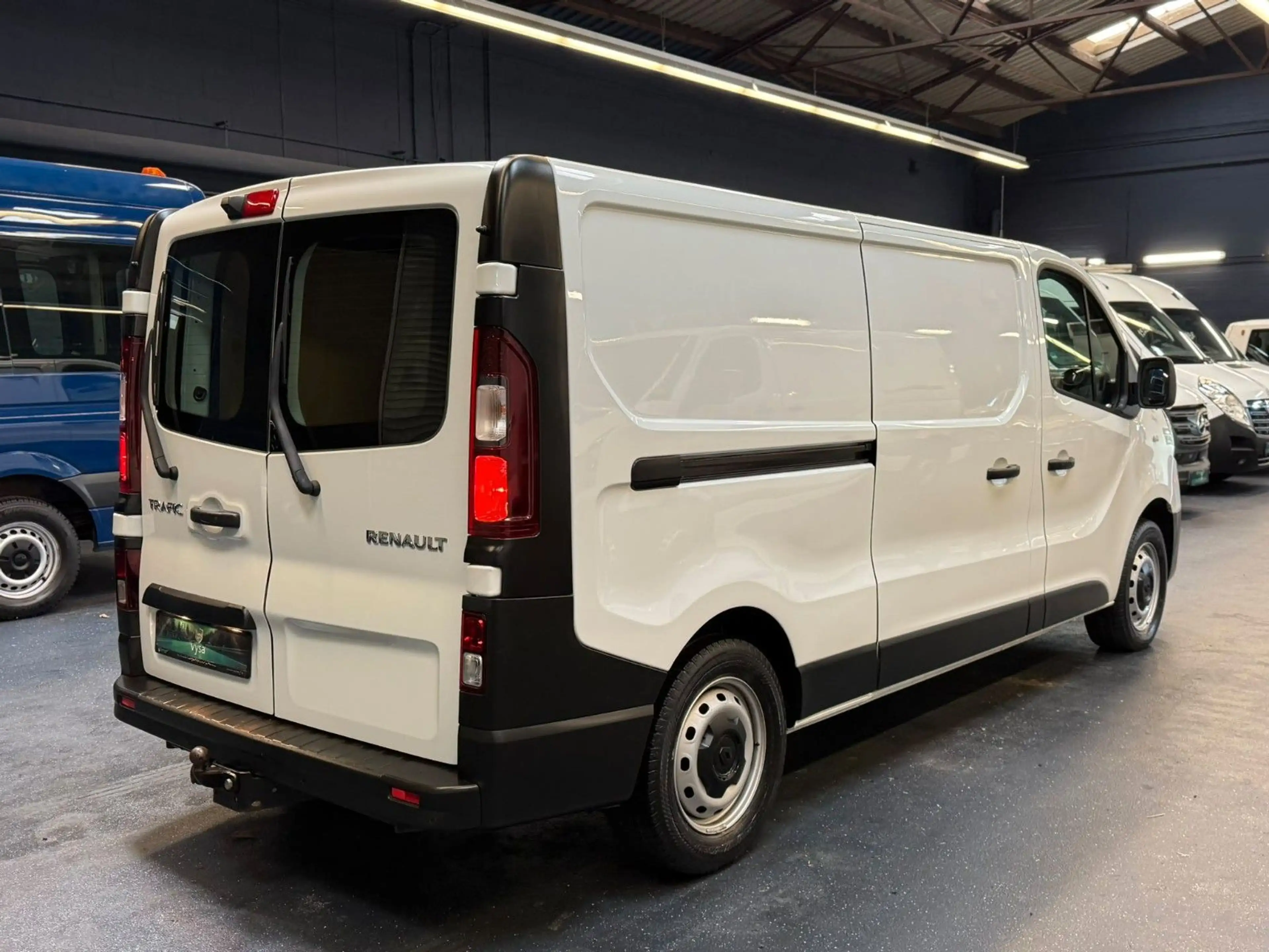 Renault Trafic Kasten L2H1 Komfort Klima R-CAM LED AHK — photo 7