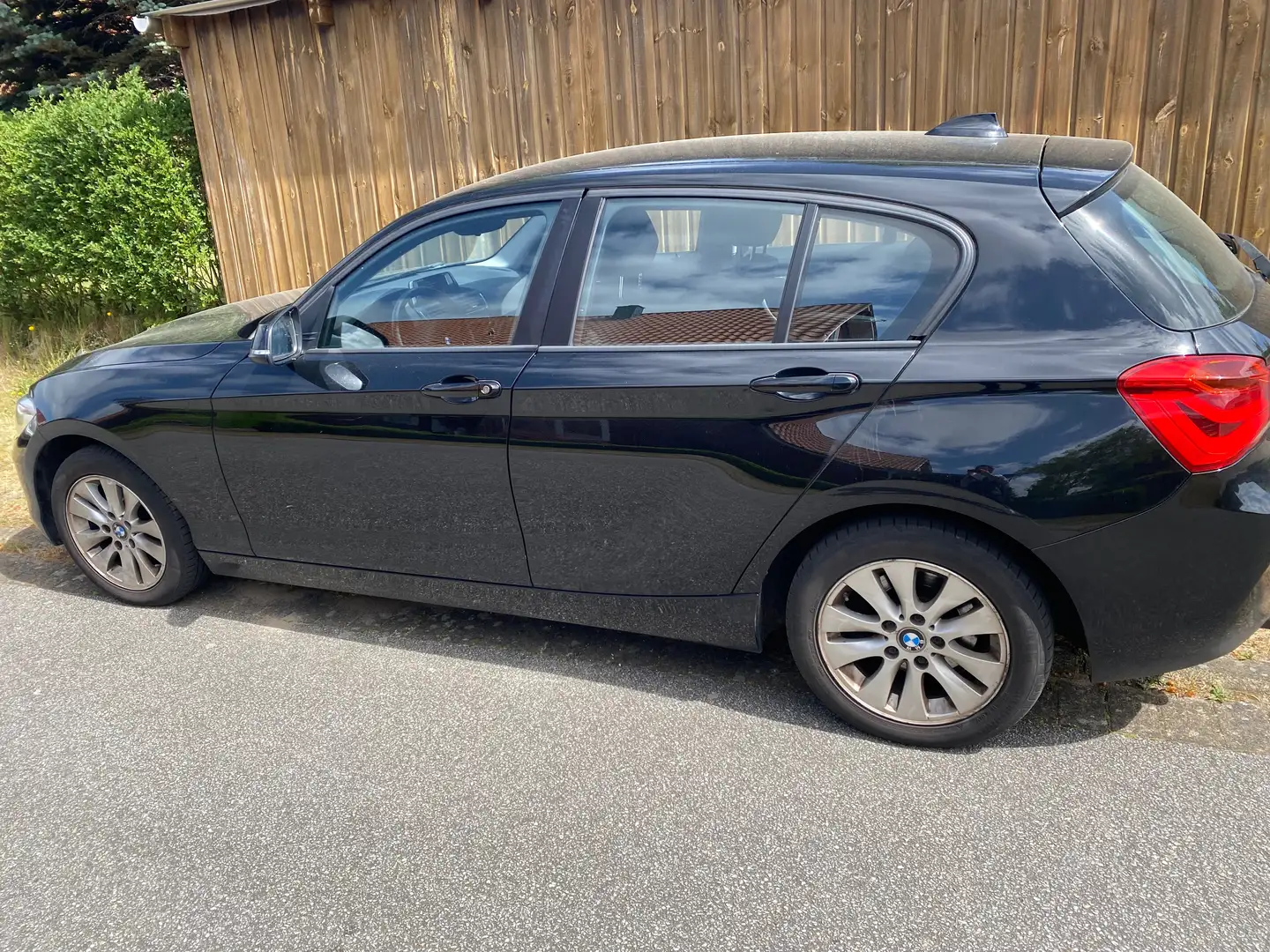 BMW 116 116i Schwarz - 2