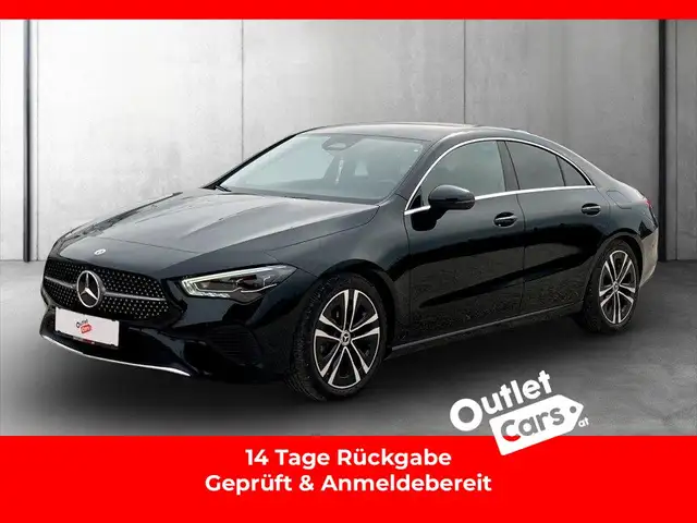 Mercedes-Benz CLA 200 d AHK+LED+NAVI+RFK+DynLicht+PDC+SHZ