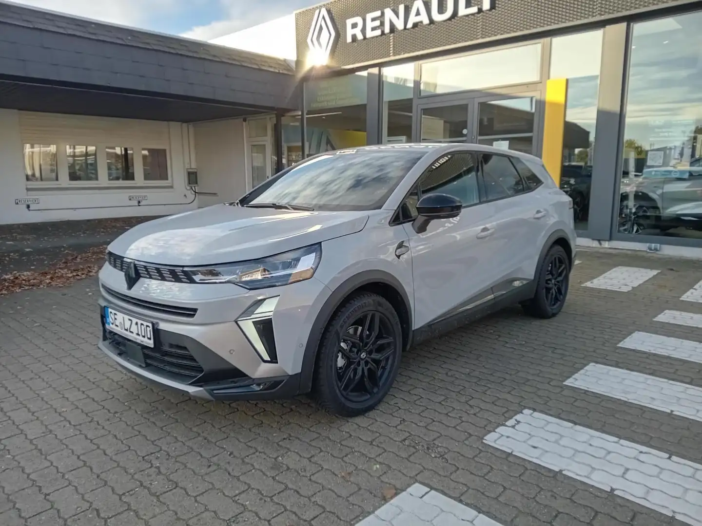 Renault Symbioz Esprit Alpine E-Tech Full Hybrid 145 Grau - 1