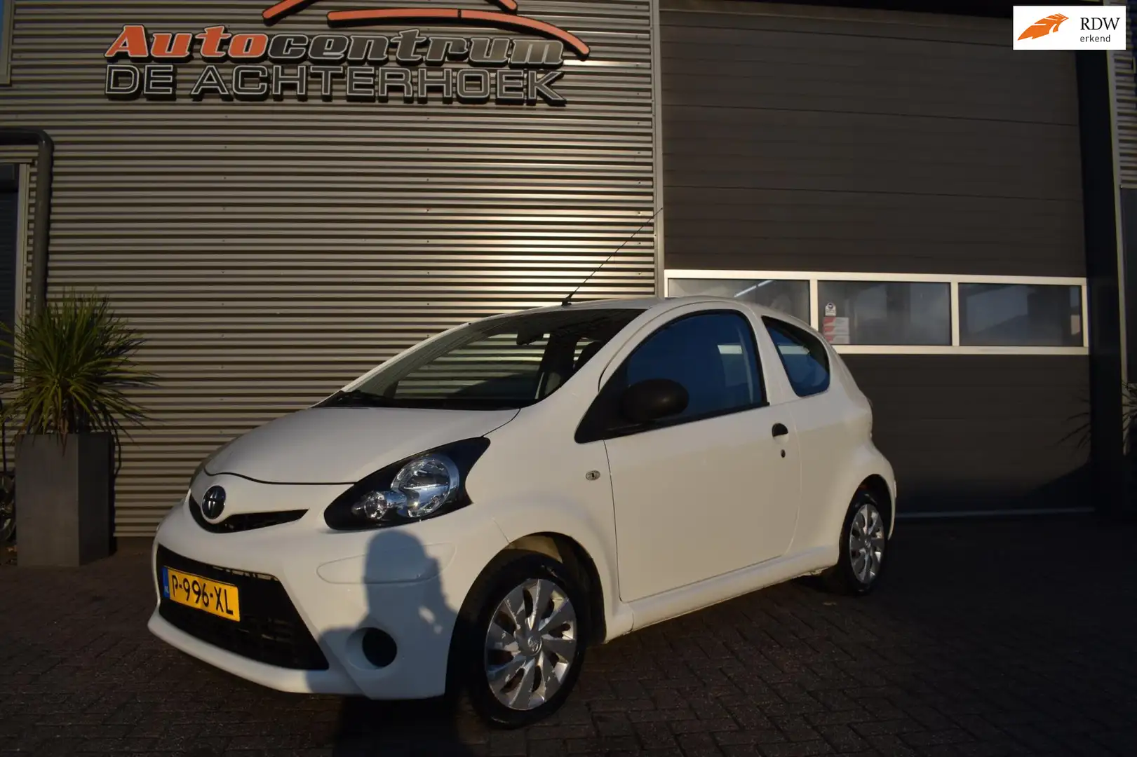 Toyota Aygo 1.0 VVT-i Access Weiß - 1