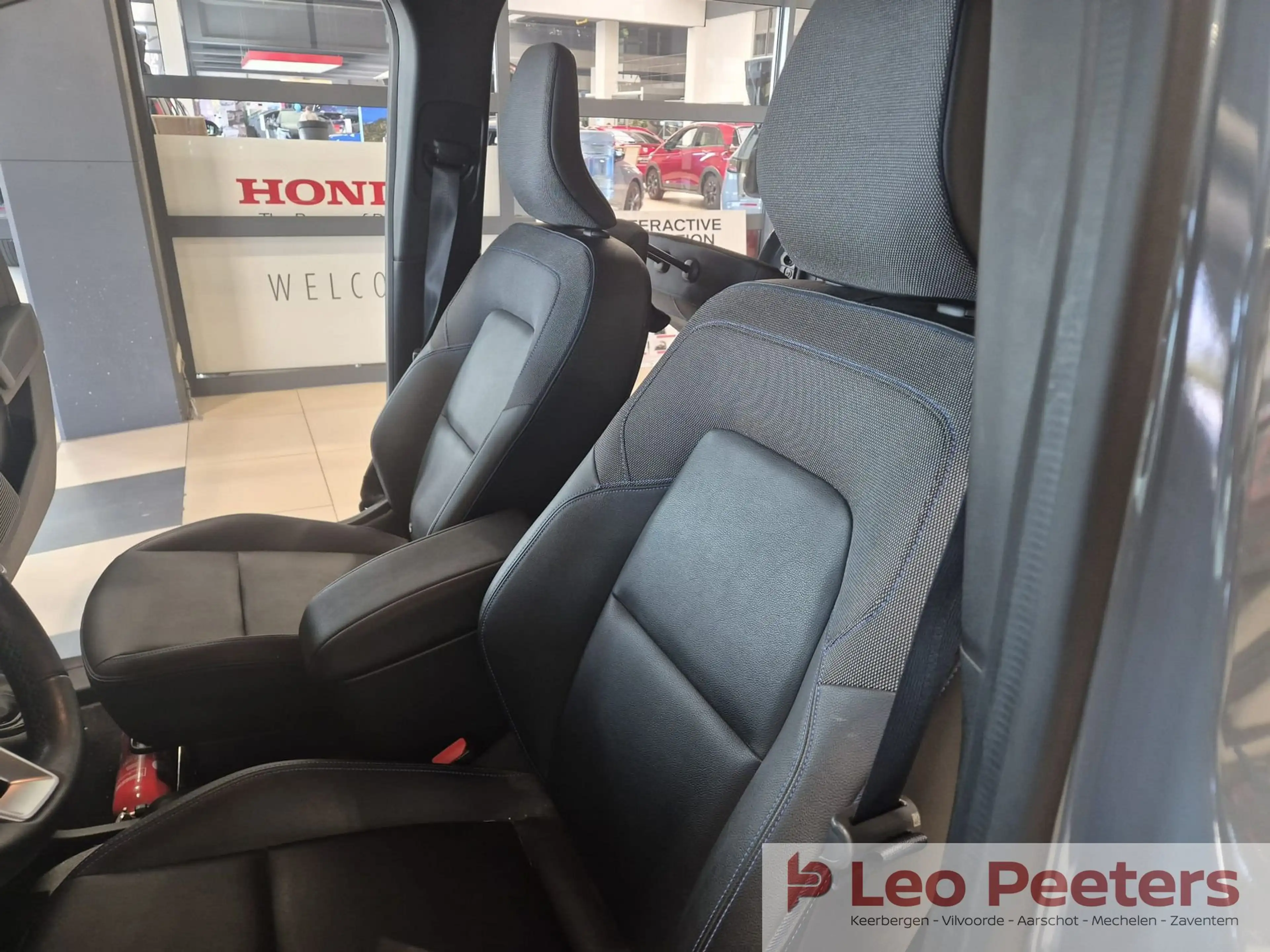 Nissan Townstar — photo 15