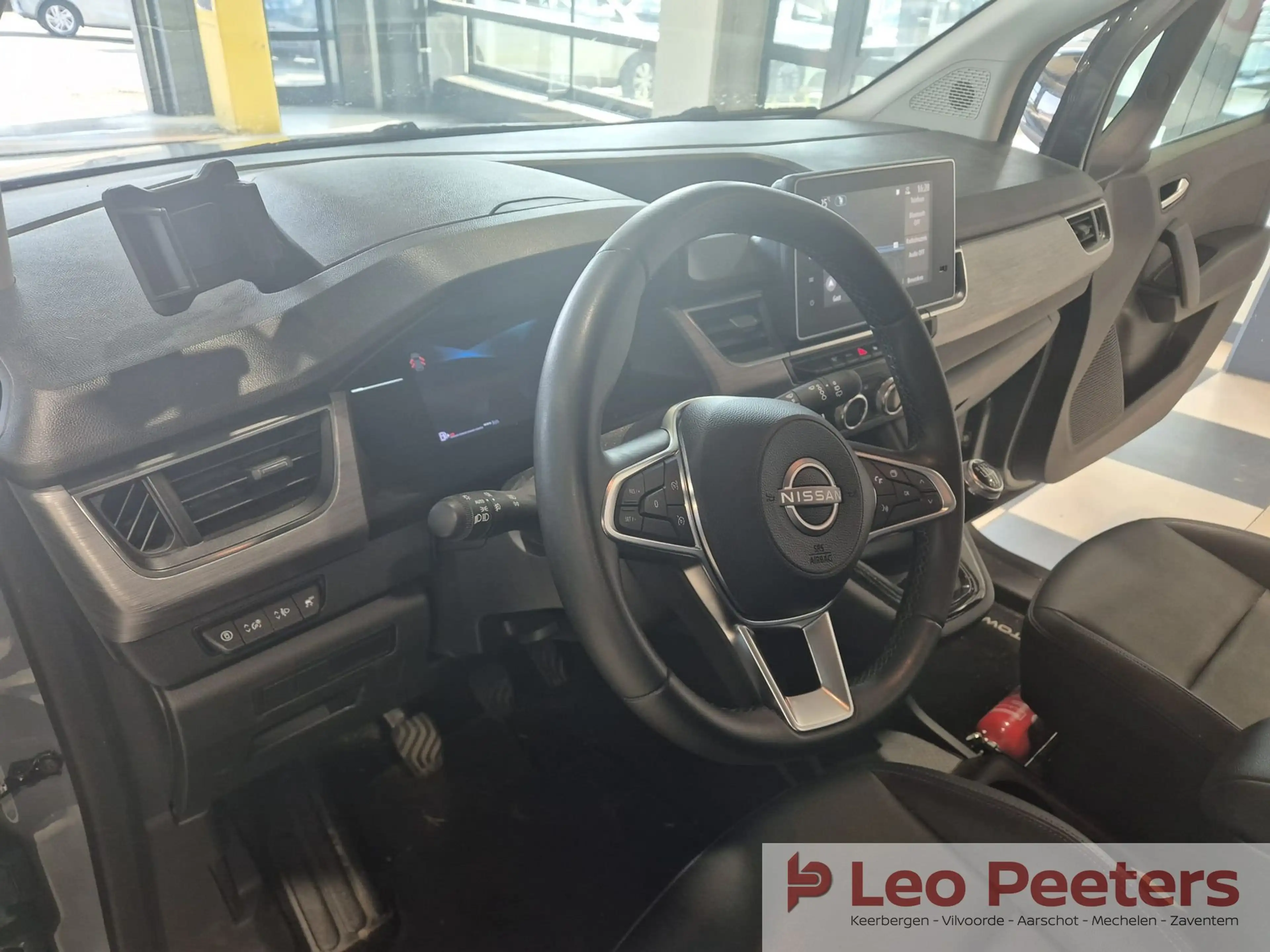 Nissan Townstar — photo 9