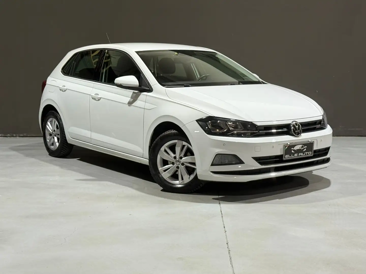 Volkswagen Polo Polo VI 2017 5p 1.0 evo Comfortline 80cv Bianco - 1