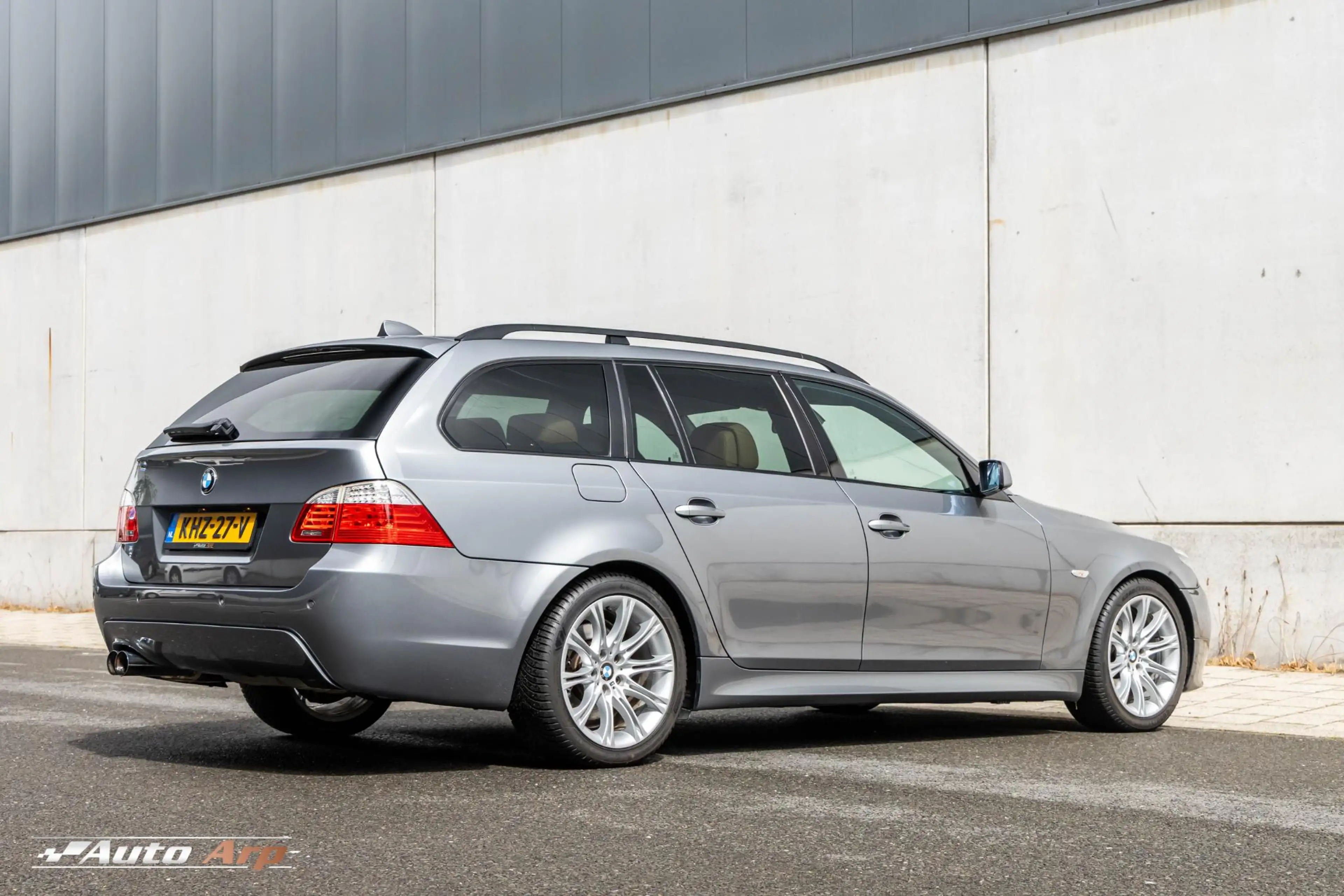 BMW 525 5-serie Touring 525i — photo 9