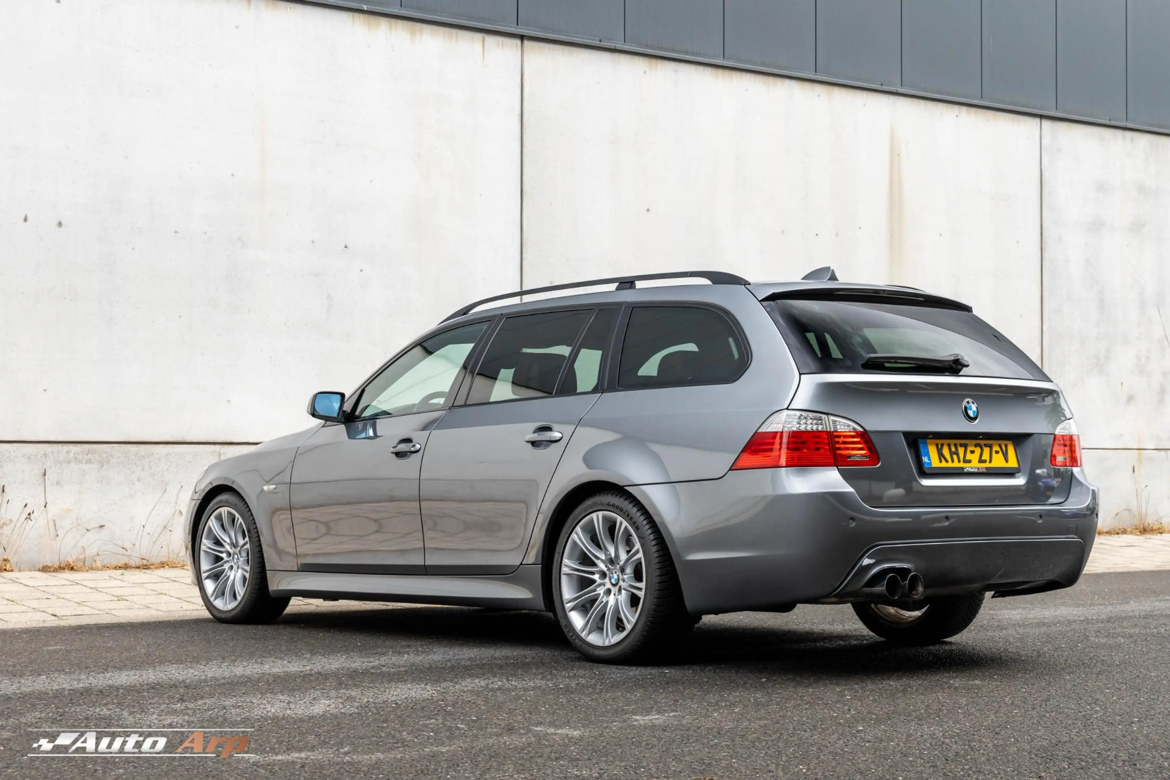 BMW 525 5-serie Touring 525i — photo 7