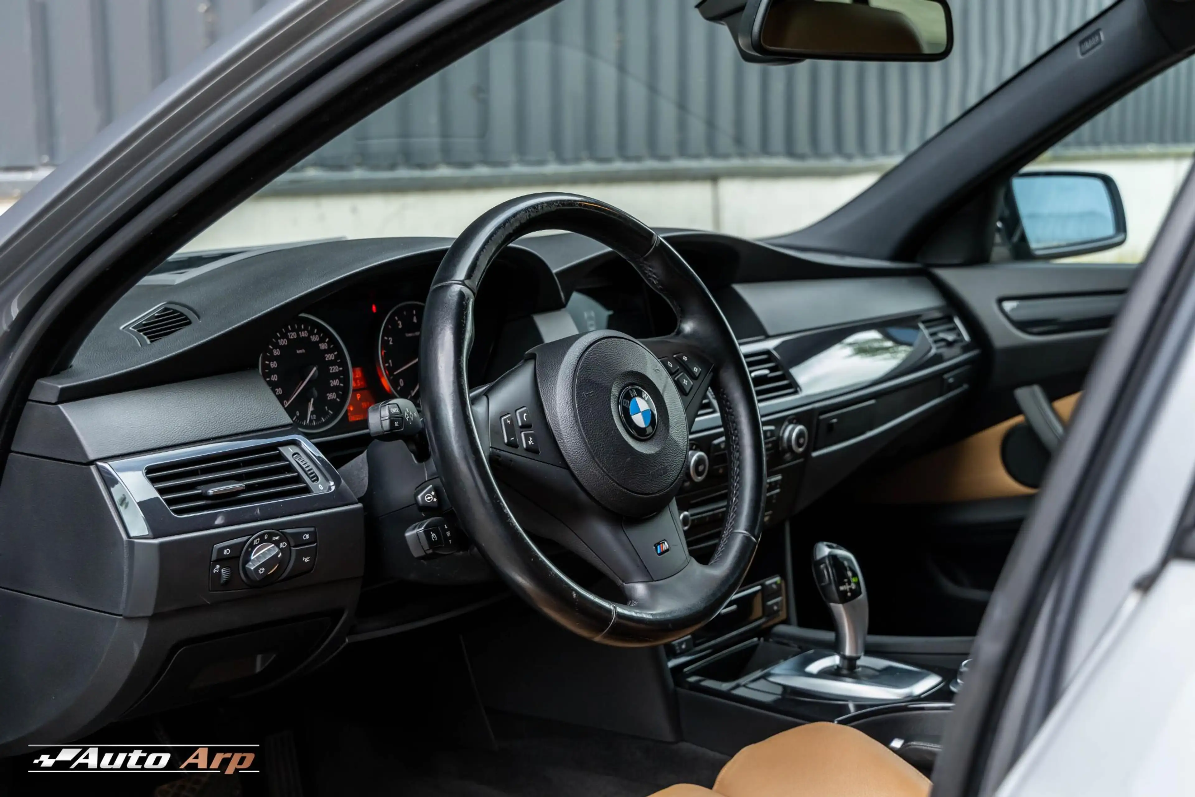 BMW 525 5-serie Touring 525i — photo 10