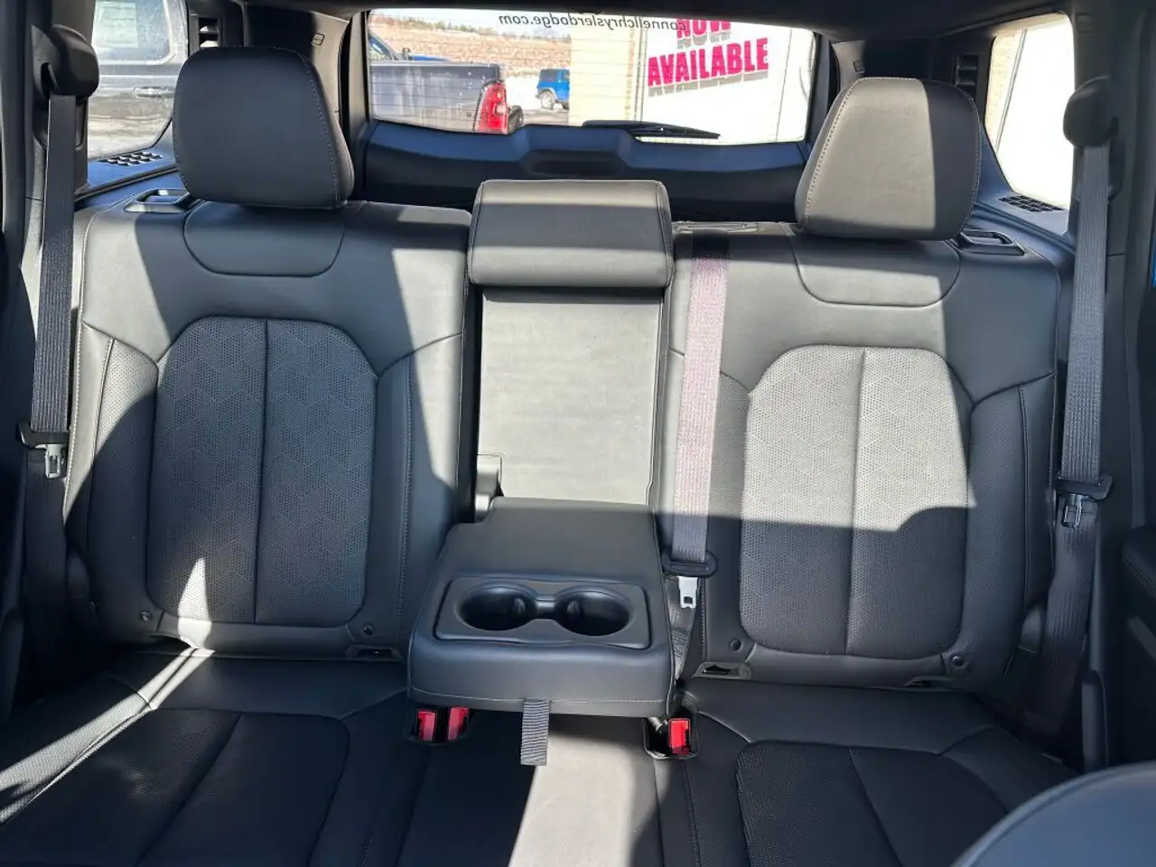 Jeep Cherokee снимка Jeep Cherokee