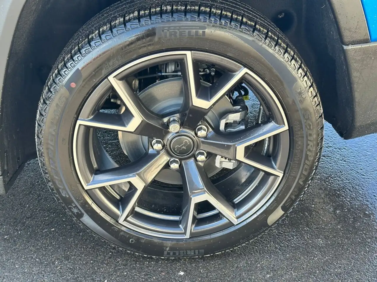 Jeep Cherokee снимка Jeep Cherokee