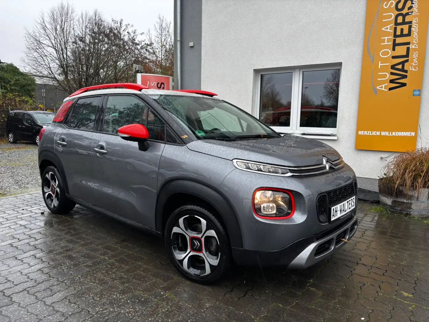 Citroen C3 Aircross = Automatik - Kamera - Navi - Pdc = Gris - 1